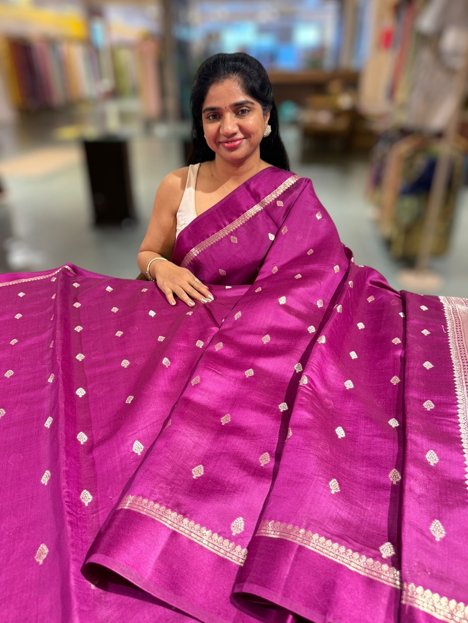 Majenta Purple Banarasi Puna Silk Saree