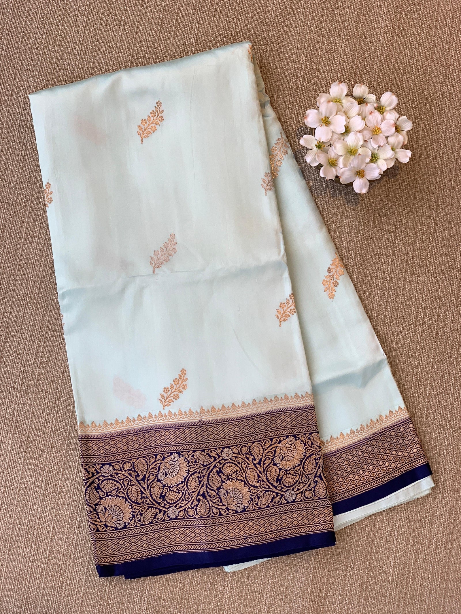 Powder Blue & Navy Blue Combo Poona Silk Saree with heavy weaving mashru border & kaduwa woven motifs.