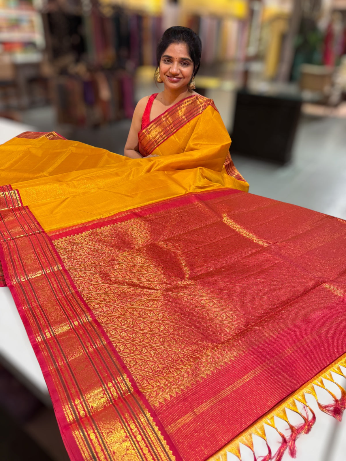 Mustard &amp; Pinkish Red combo Vaira Oosi Stripes Vintage Kanjeevaram Saree