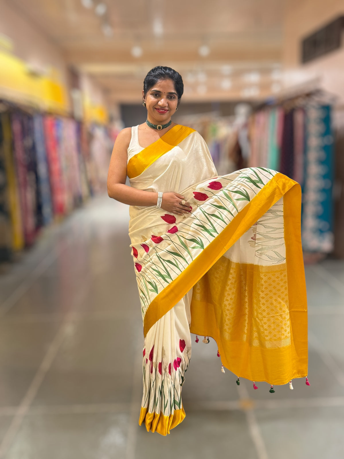 Pure handloom Banarasi Tussar Khaddi Georgette with Tulip Border