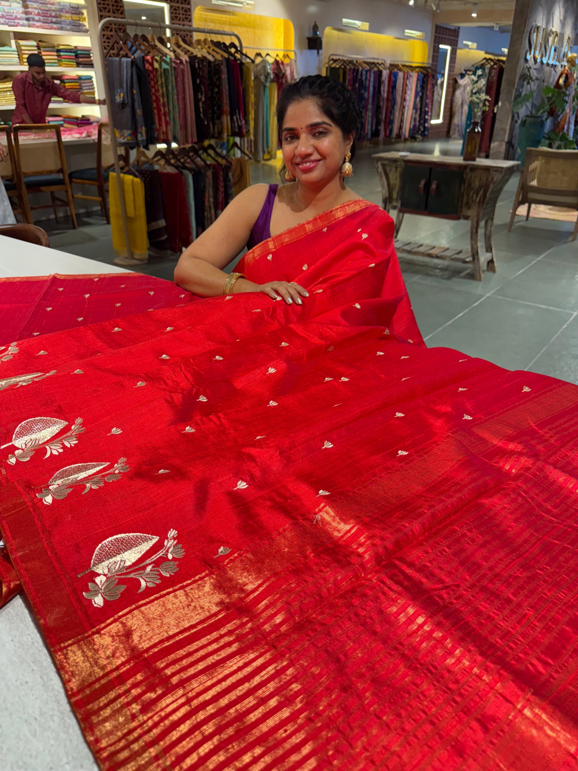 Red Pure Handloom Raw Silk Saree