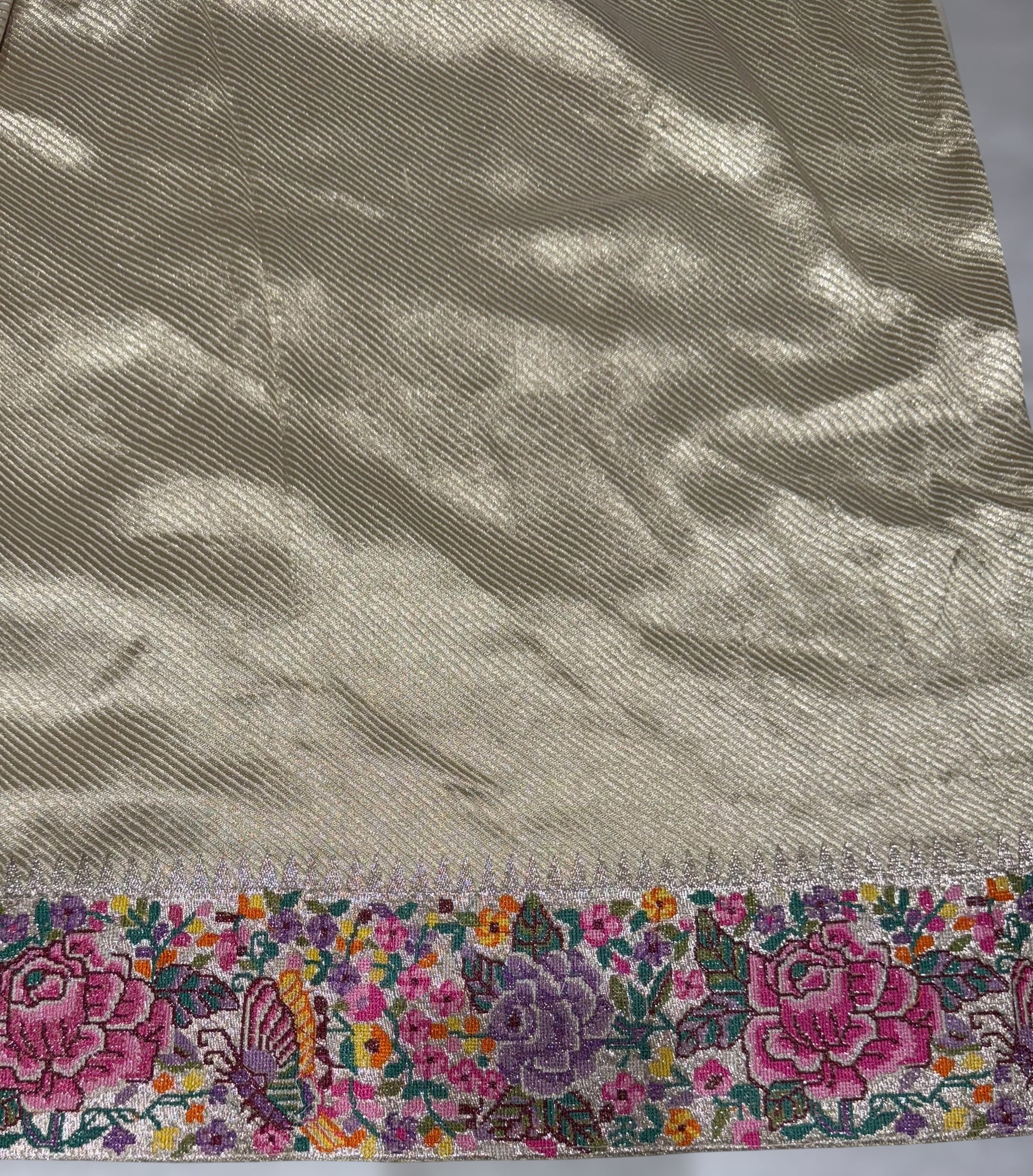 Halfwhite khaddi Chiffon Saree with allover zari weaving polka dots & Petite Point border