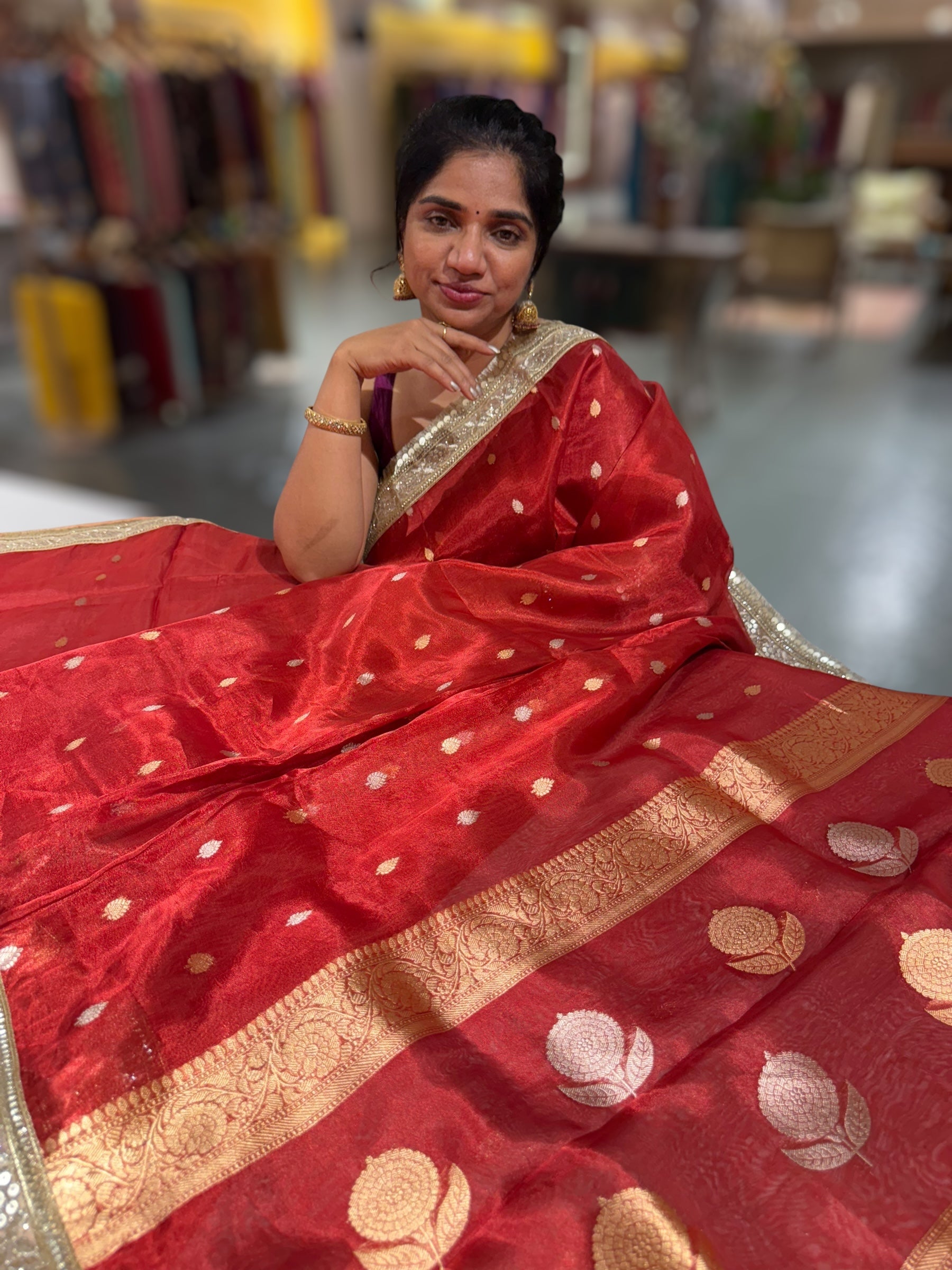 Red Pure handloom Banarasi Tissue saree