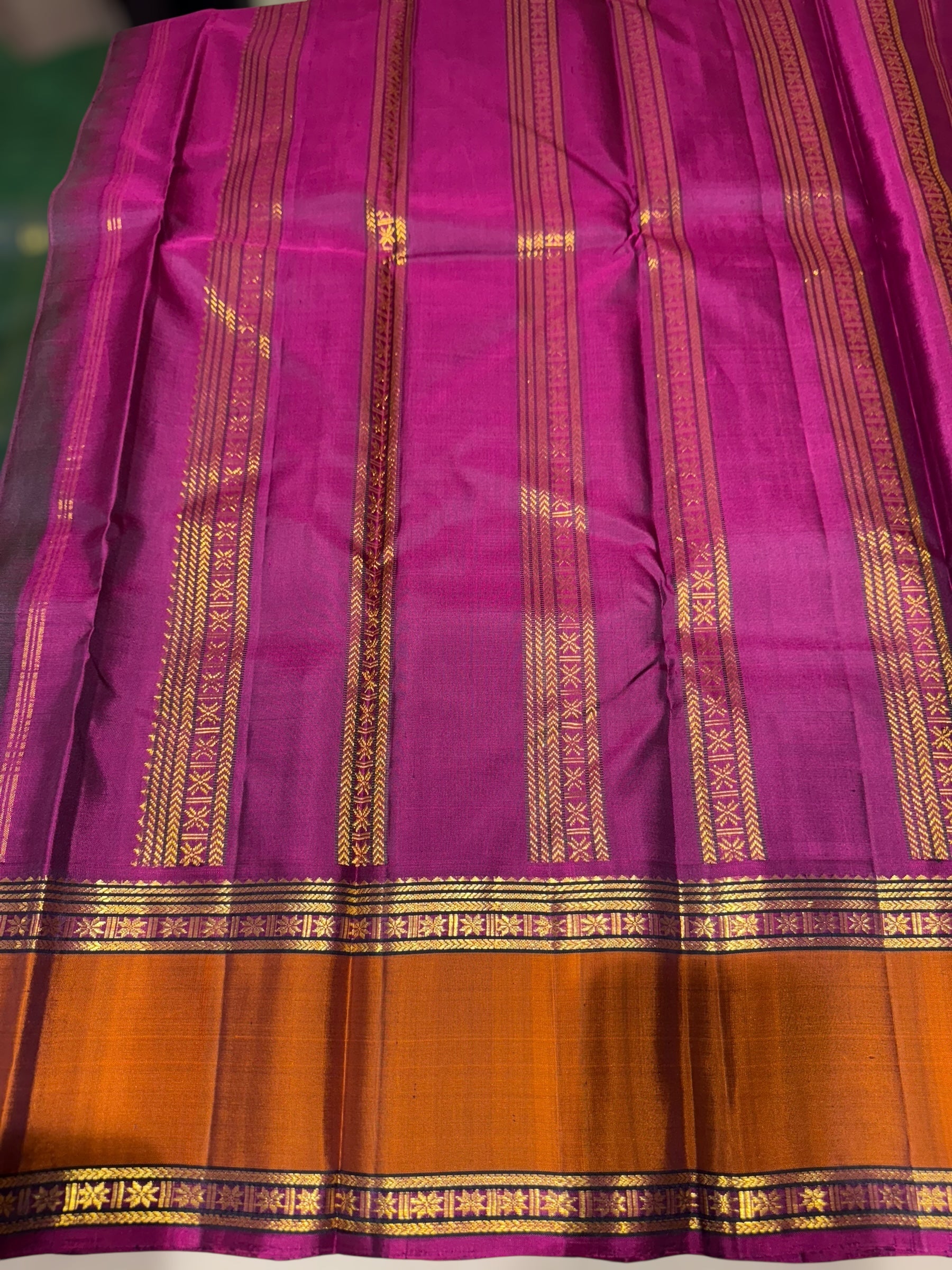 Bottle Green and majenta fysl tone Kanchi vintage checks saree with Gap Border