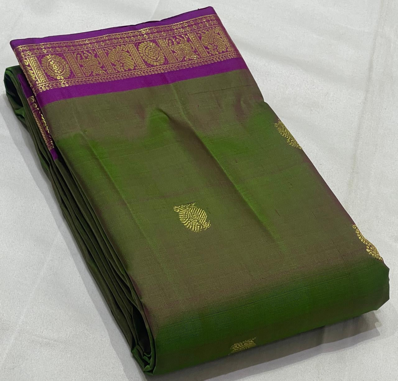 Leaf Green & Majenta Combo Vintage Kanjeevaram Saree