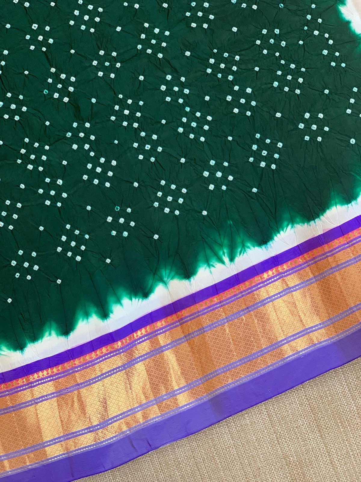 Forest Green Pure handloom Bandhini paithani saree