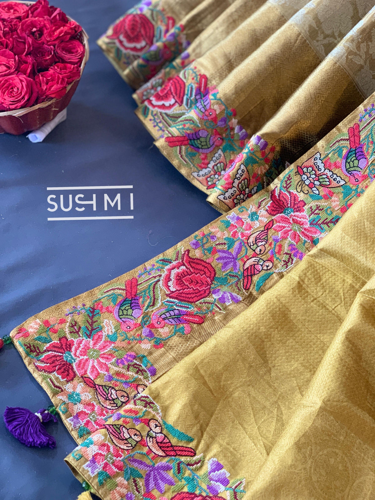 Molten Gold Kanjeevaram Tissue Sareewith petite point embroidery : S62F089