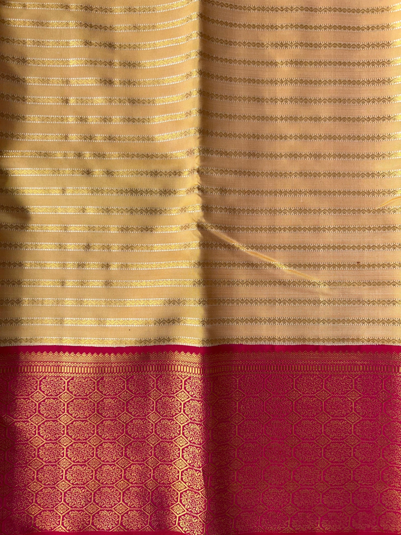 Beige  and Reddish Pink Combo kanchi  kuttu border saree with horizontal stripes