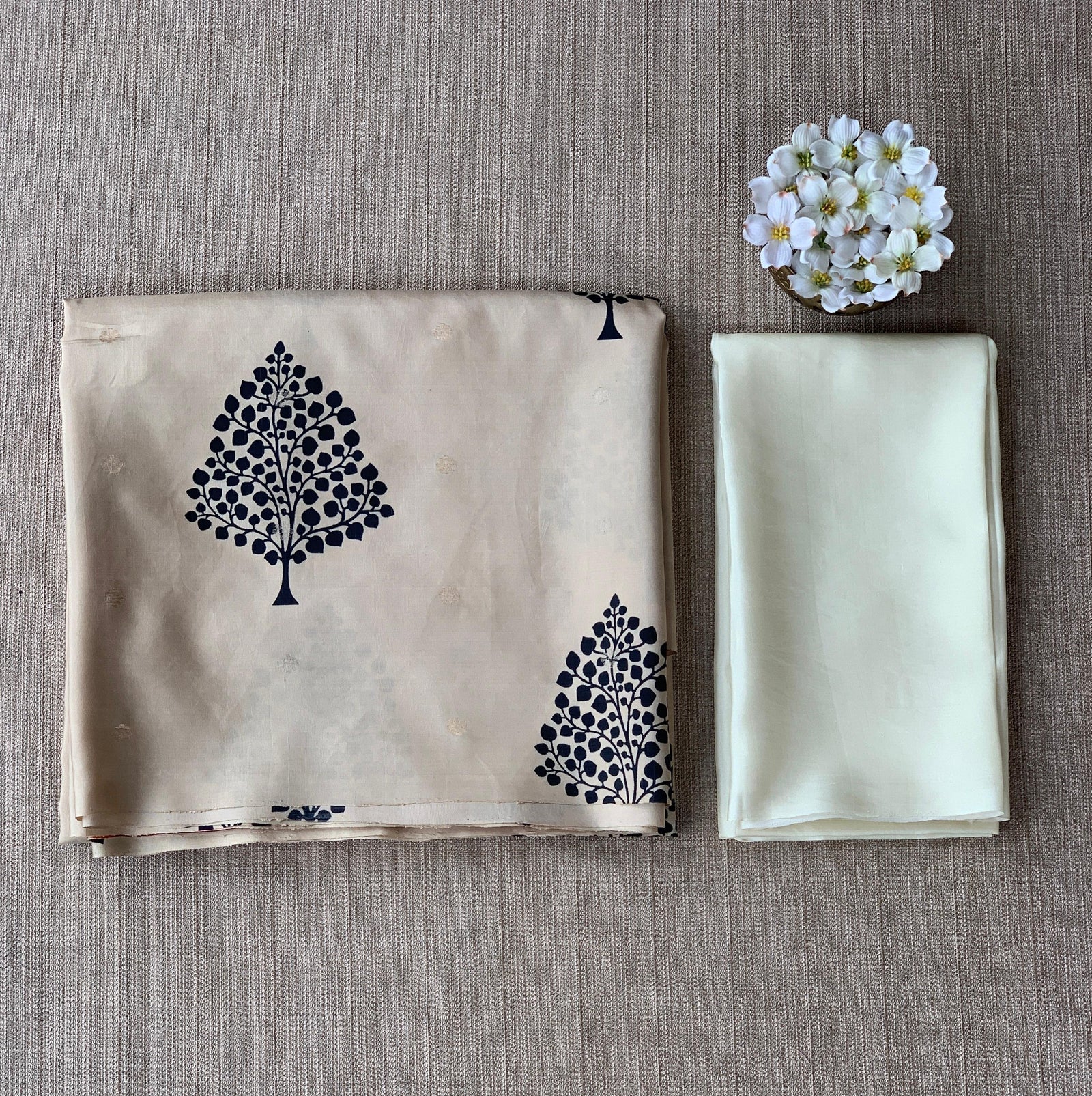 Beige Border less Designer printed kanchi silk saree with double color pallu