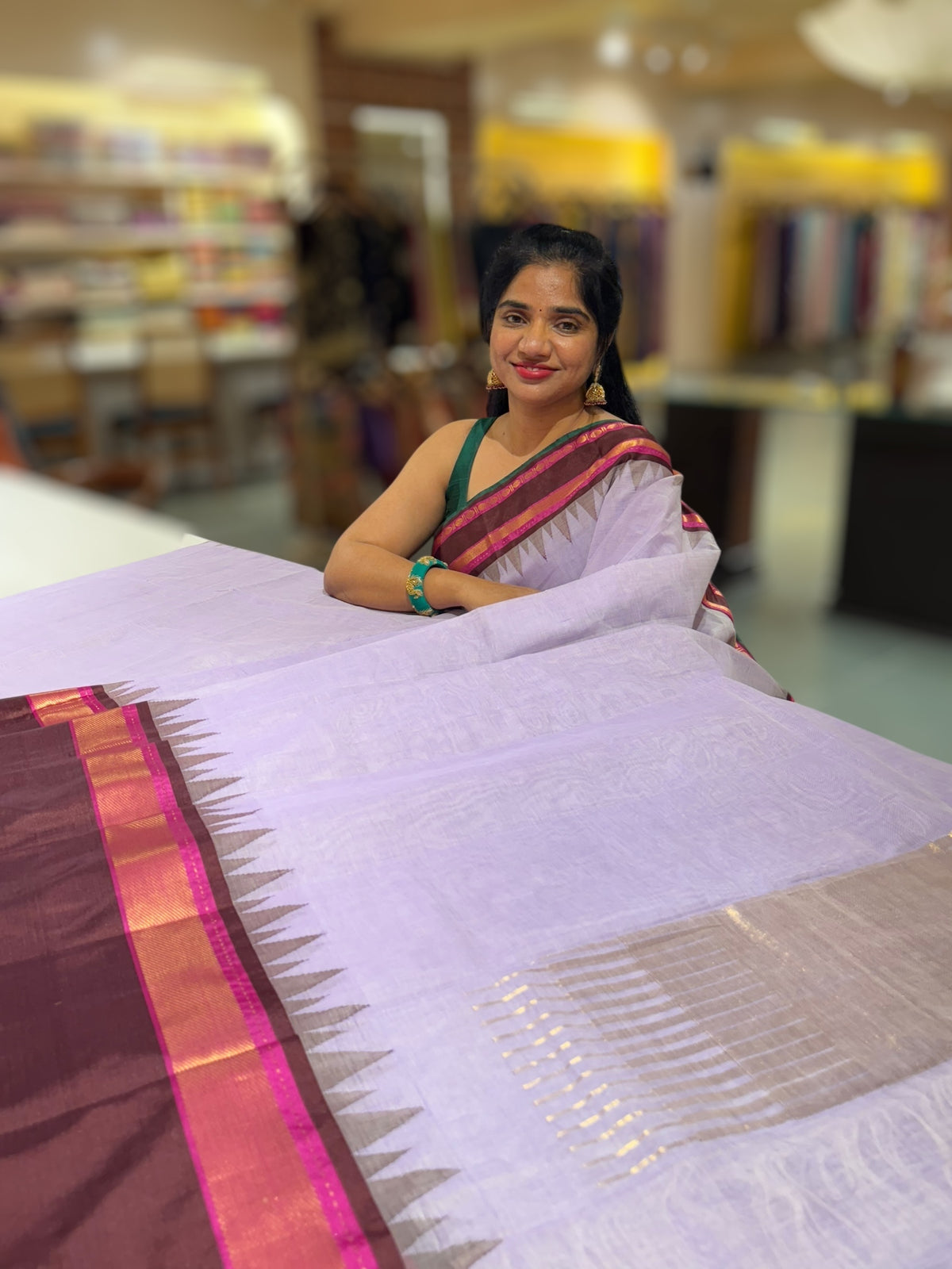 Ponduru Khadi Saree in 80’s Count with Kanchi Style borders