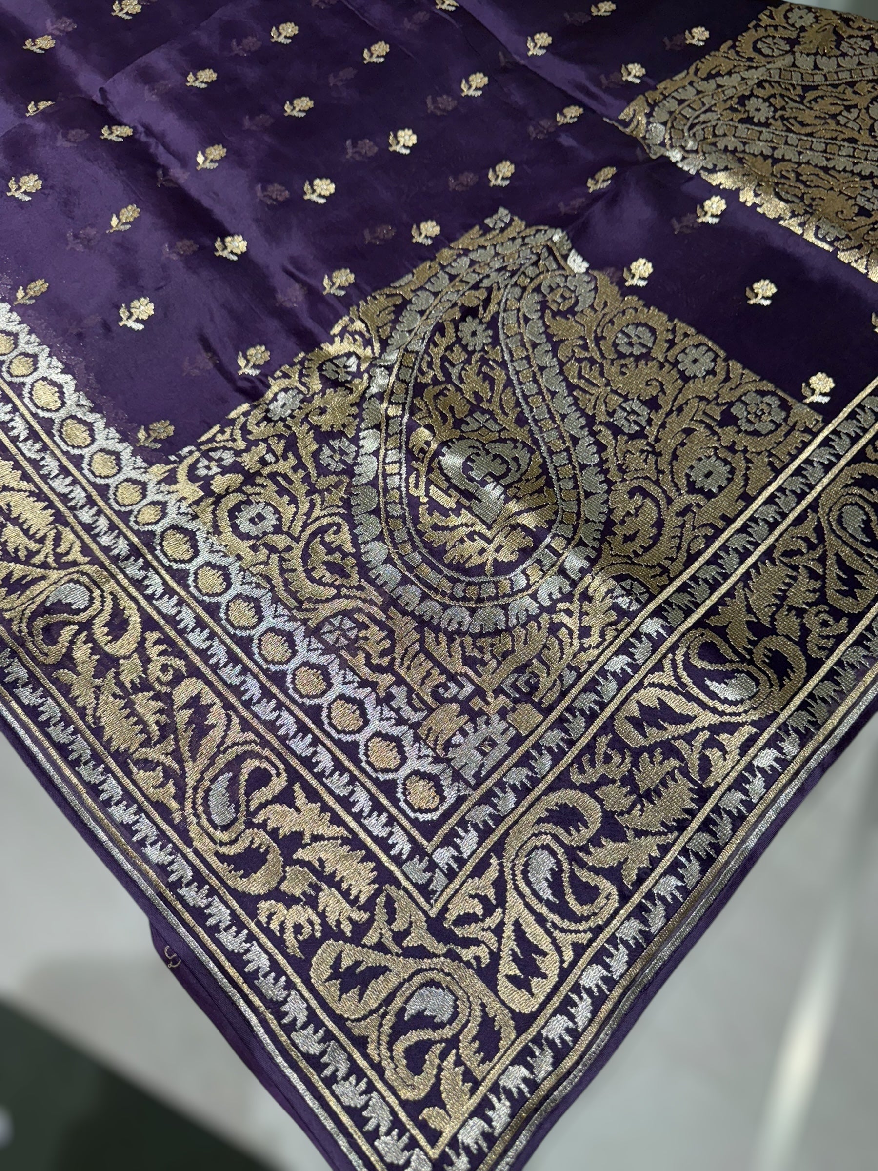 Brinjal Pure Organza Saree With Jamdani Inspired Embroidery