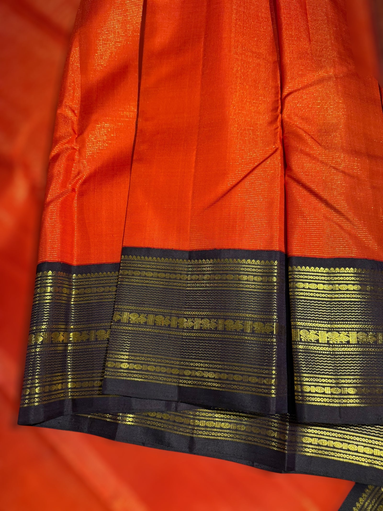 Orange & Dark Brown Combo Vaira Oosi Stripes Vintage Kanjeevaram Saree