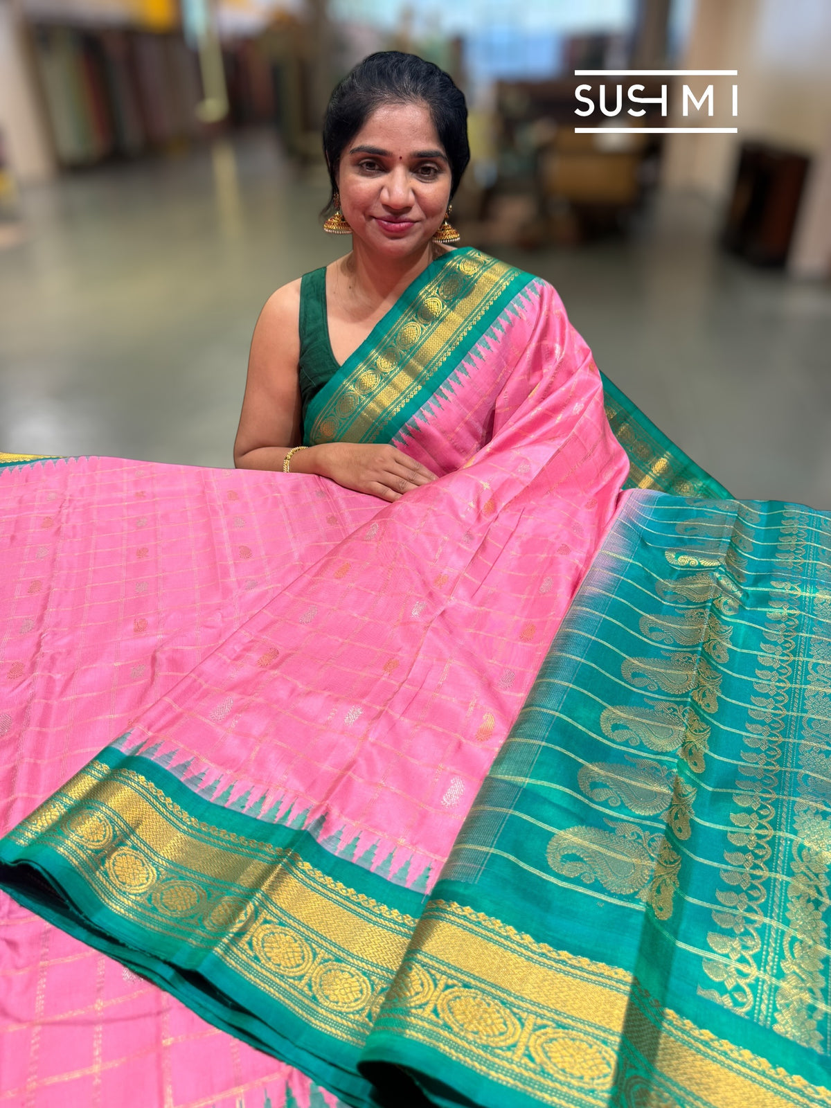 Coral pink vintage checks Gadwal Silk Saree : S62F219