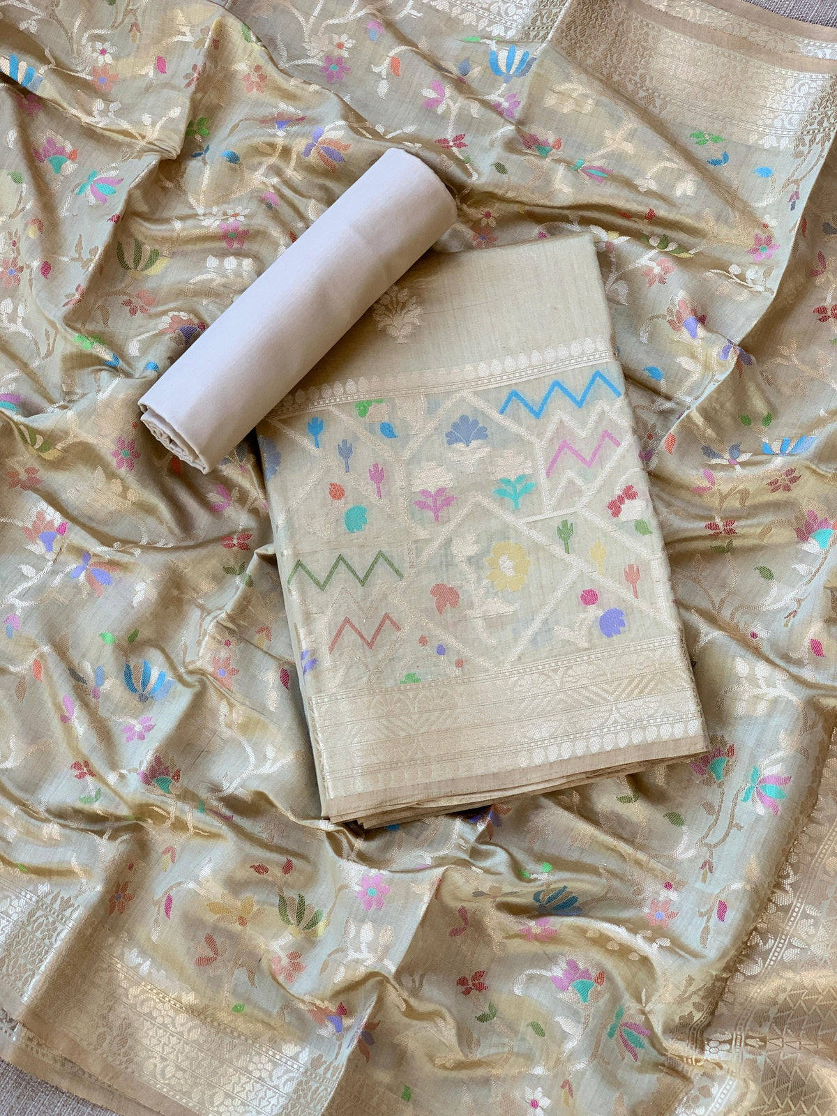 Golden Beige Banarasi Chiniya Silk 3-pc Suit set : SS62J04