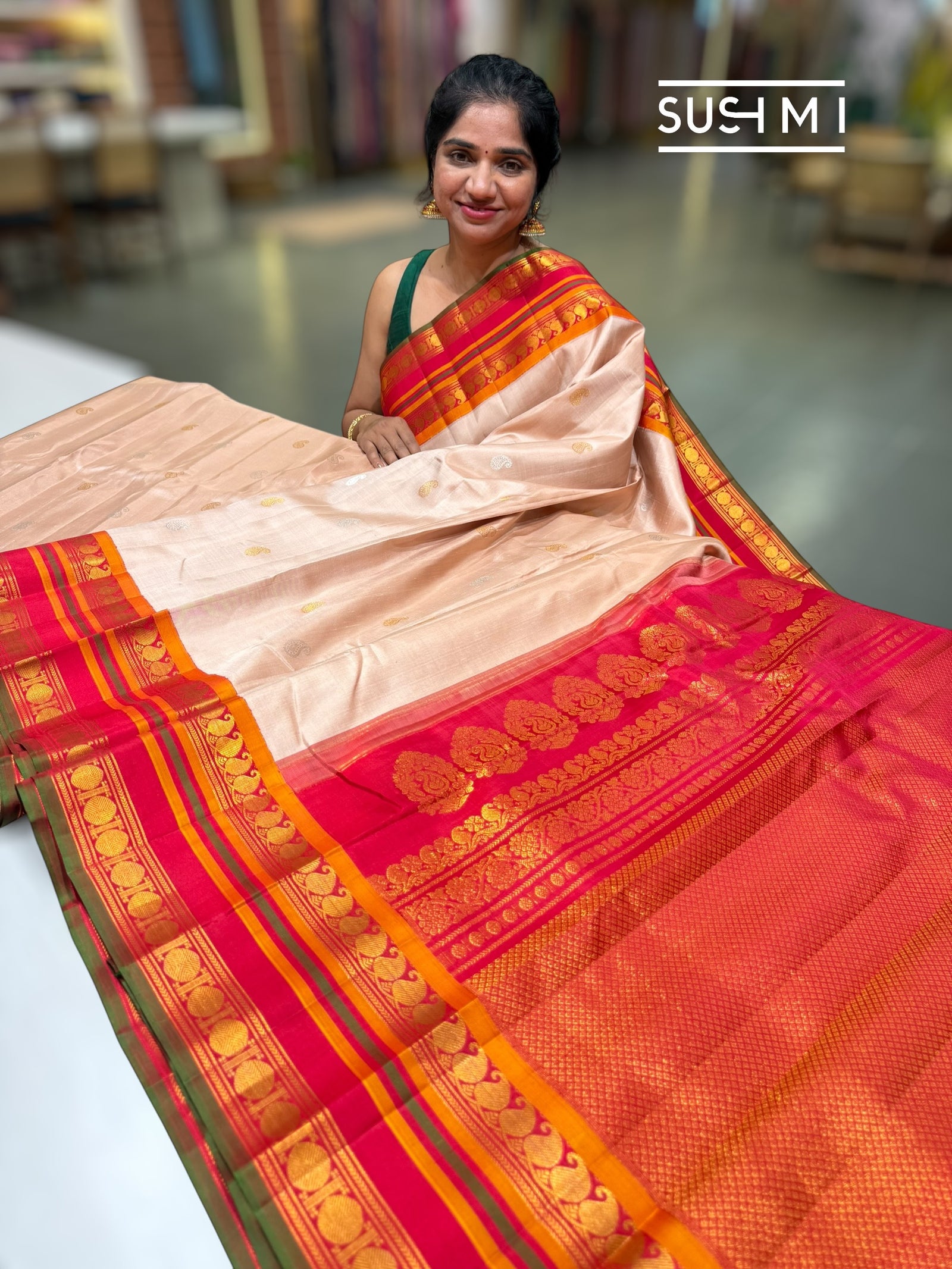 Nude vintage Gadwal Silk Saree : S62F220