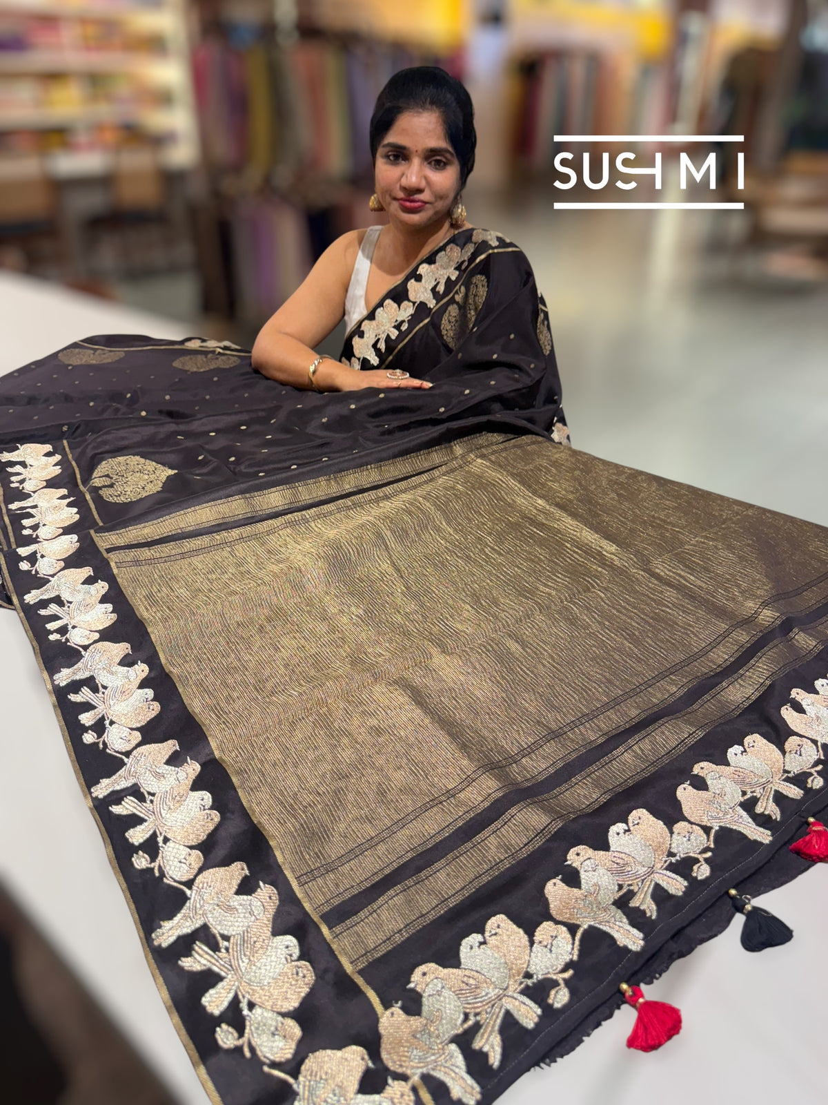Mysore silk saree with woven motif and embroidered border : D62131