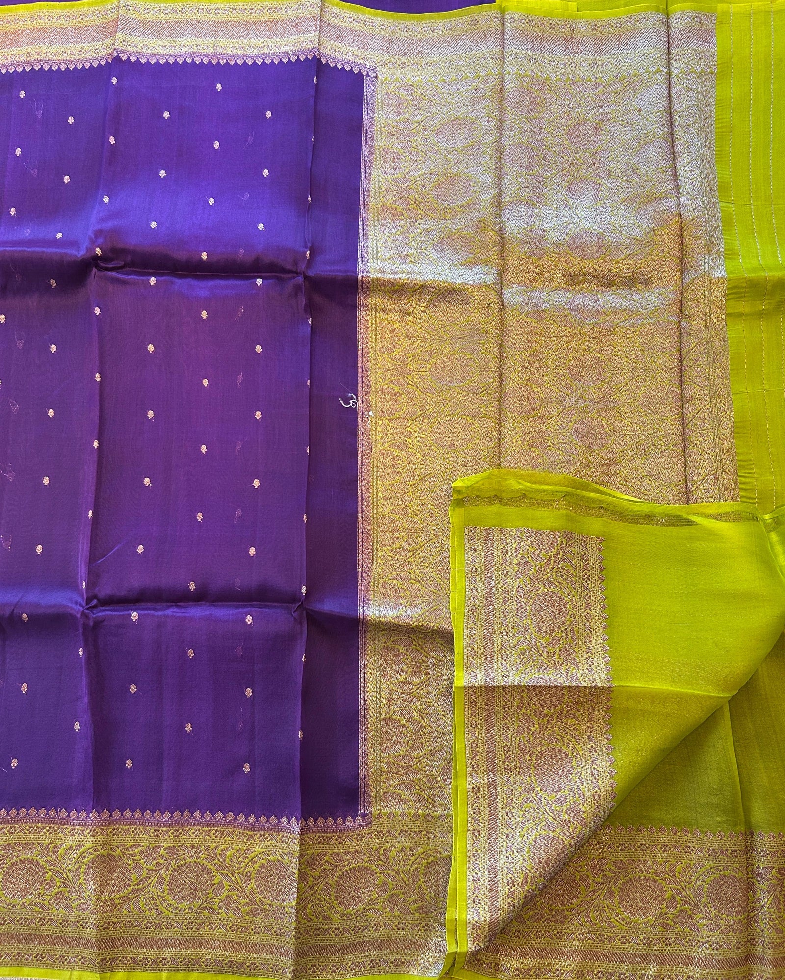 Brinjal & Neon Green Combo Pure Handloom premium Kora Banarasi Saree