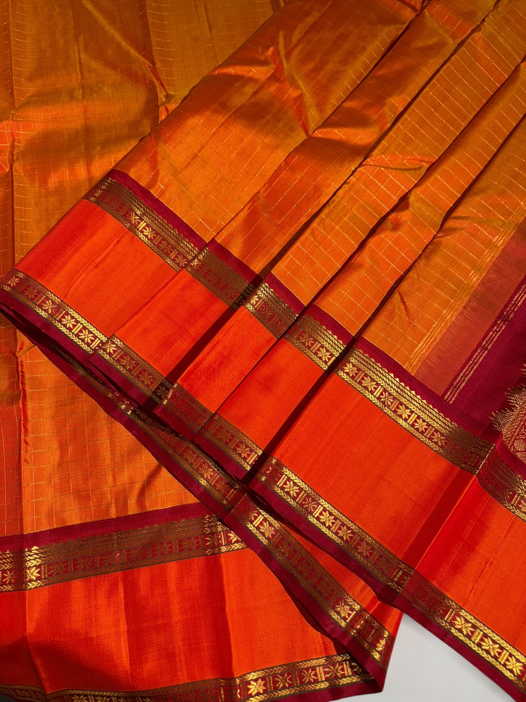 Orangish Mustard Dual Tone Kanchi vintage checks saree with Gap Border