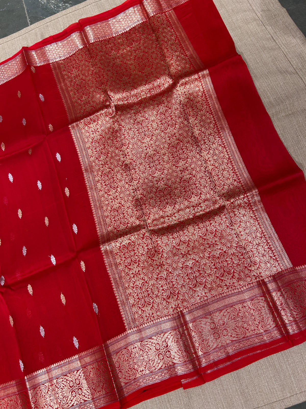 Red monotone Pure Handloom premium Kora Banarasi Saree
