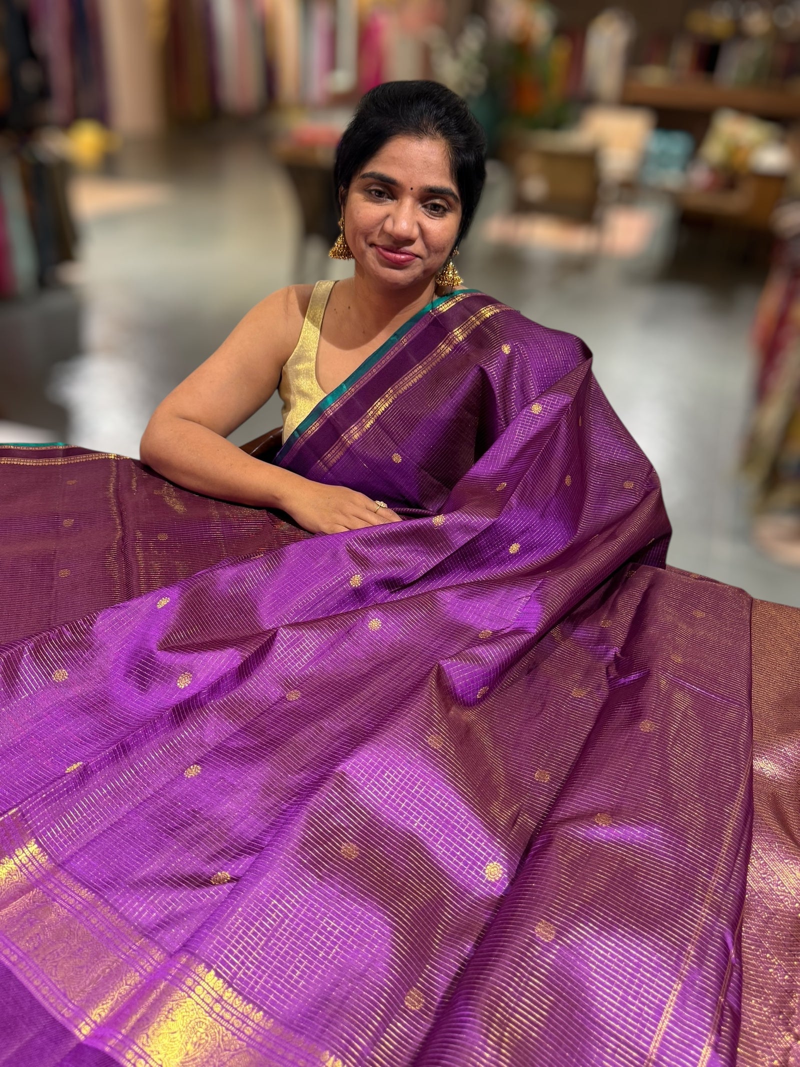 Brinjal Vaira Oosi Checks Vintage Kanjeevaram Saree