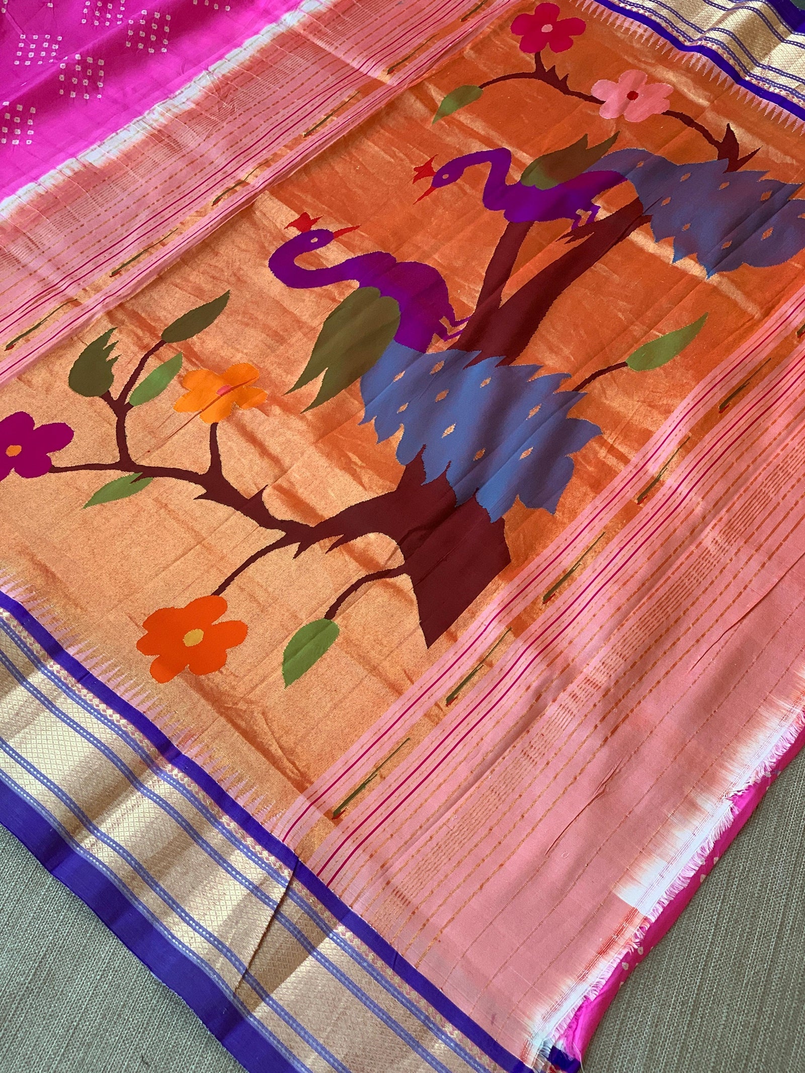 Lotus Pink Pure handloom Bandhini paithani saree