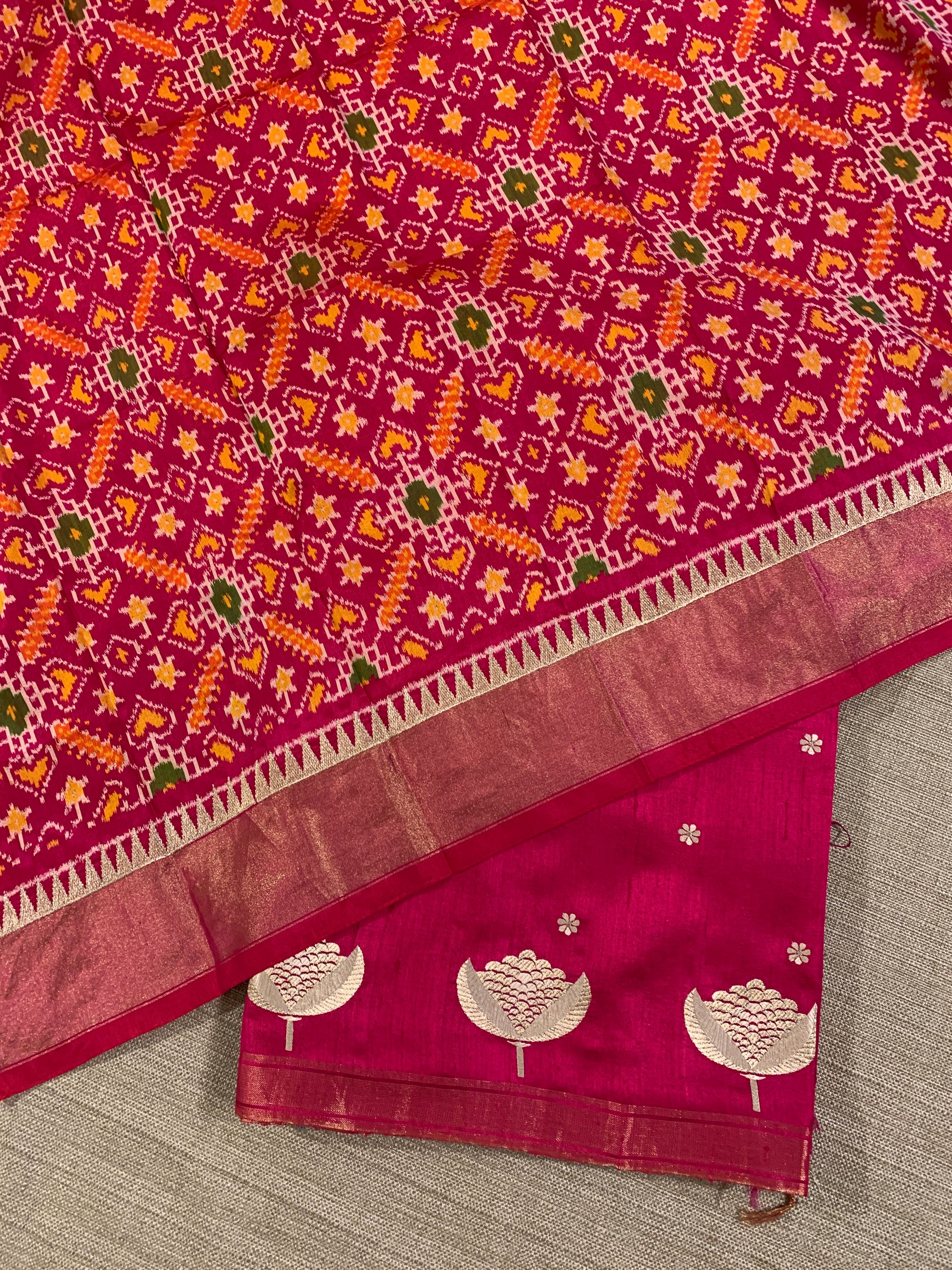 Dark Pink Pure Handloom Raw Silks Saree