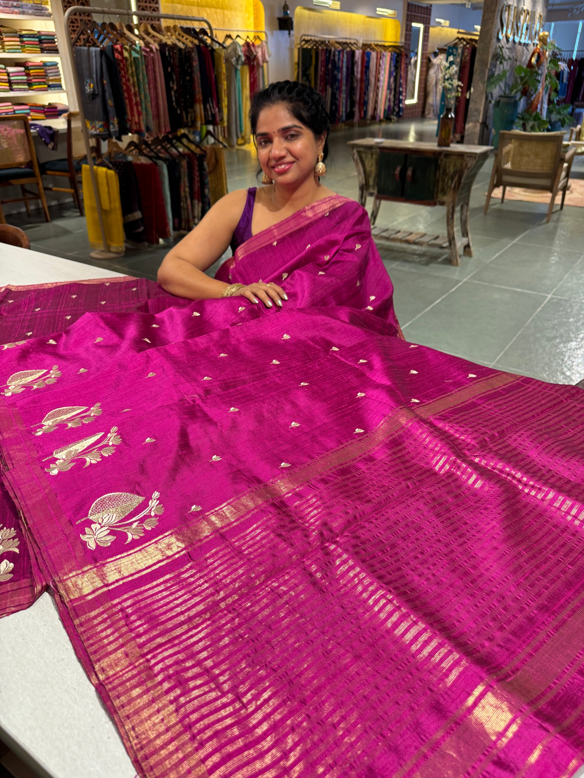 Majenta Pure Handloom Raw Silk Saree