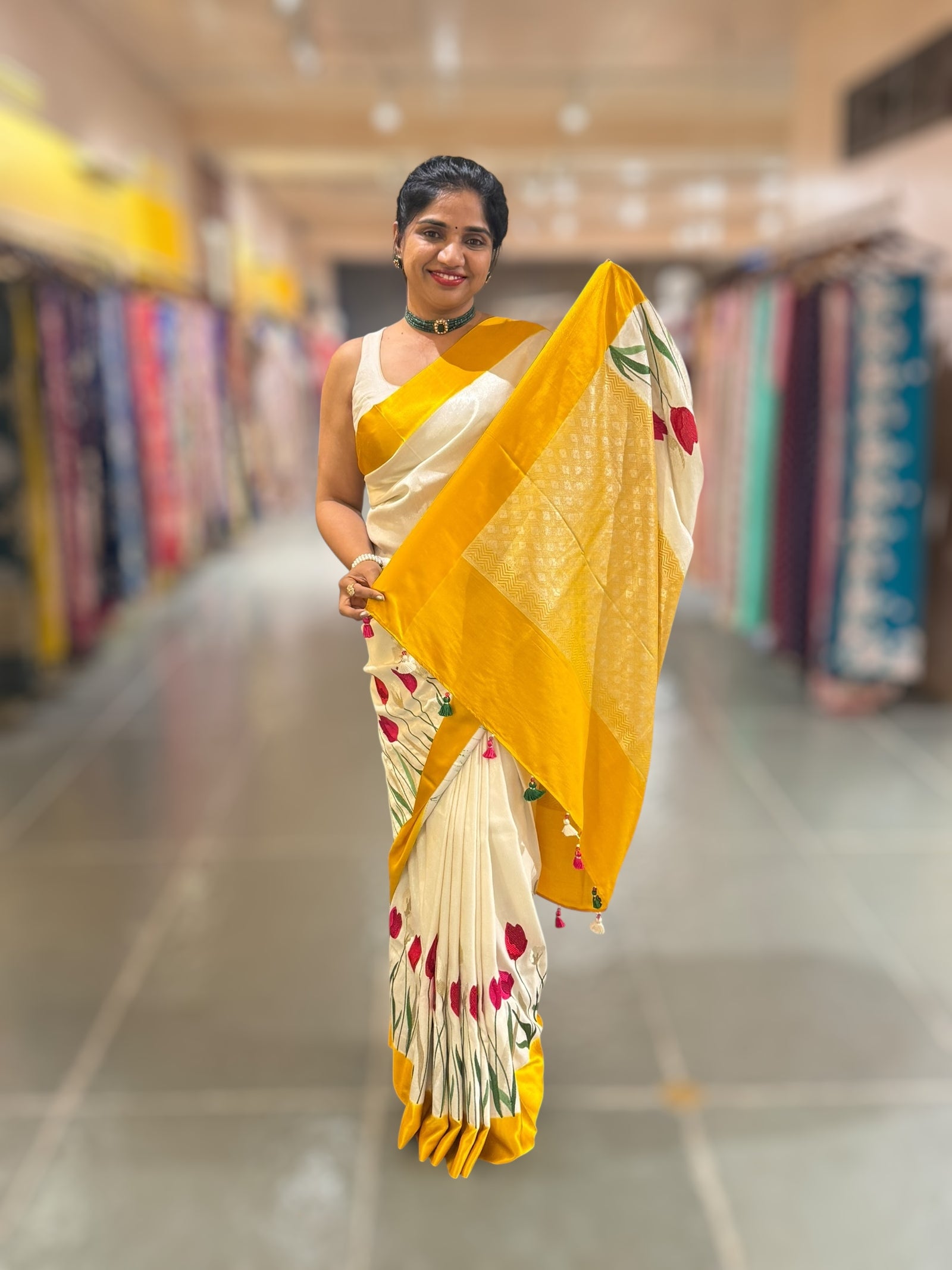 Pure handloom Banarasi Tussar Khaddi Georgette with Tulip Border