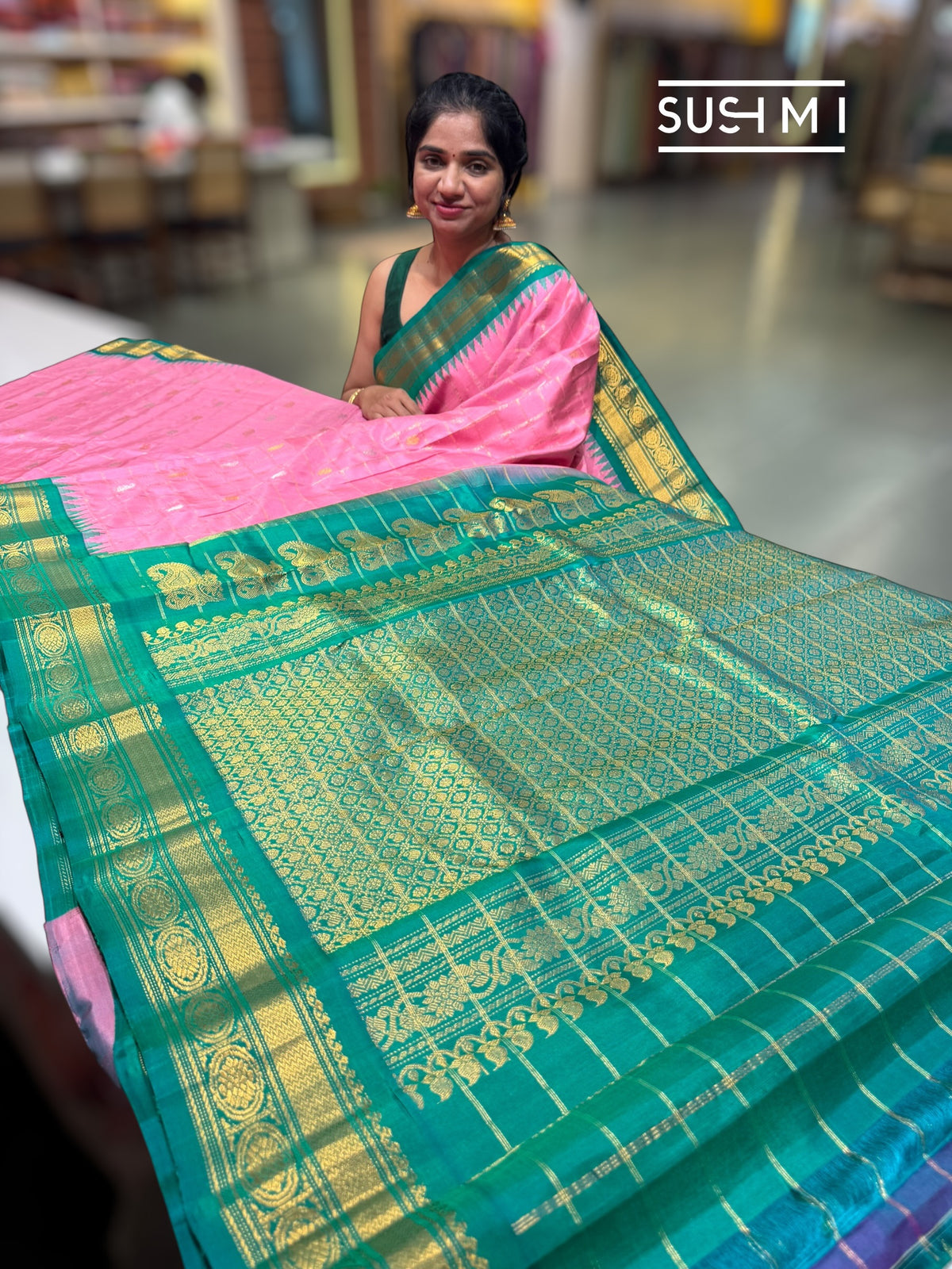 Coral pink vintage checks Gadwal Silk Saree : S62F219
