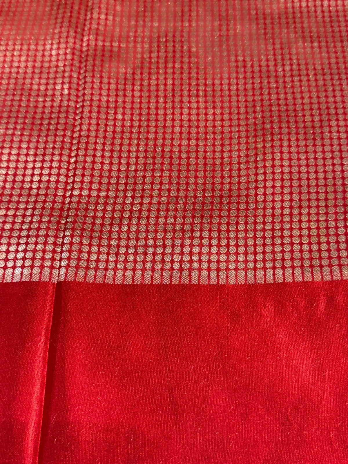 Pure handloom Banarasi Tussar Khaddi Georgette with Tulip Border