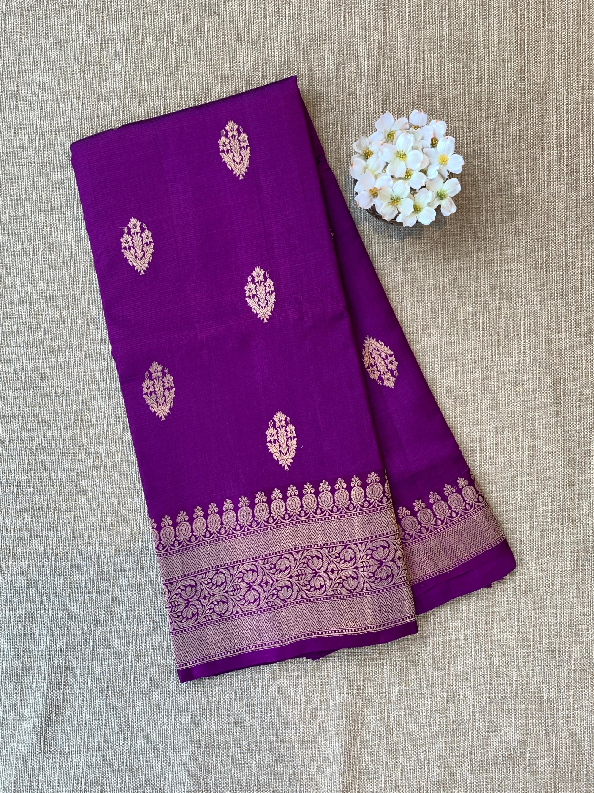 Brinjal Raw Mangoe Silk Saree in Monotone Look with heavy weaving Mashru borders & kaduwa woven motifs.