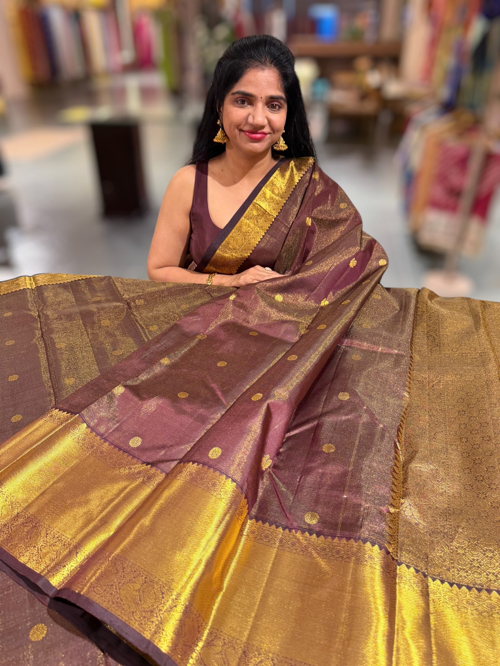 Choclate Brown Vaira Oosi Checks Vintage Kanchipuram Saree