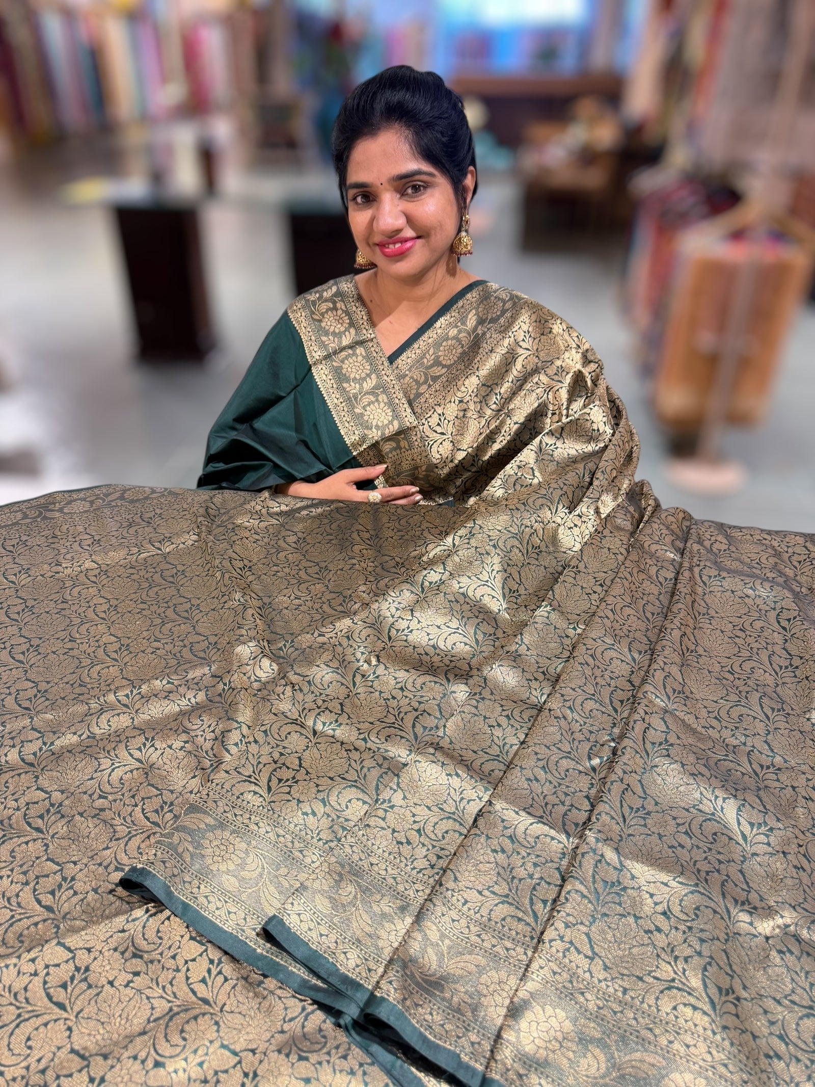 Forest Green Banarasi katan Tonchoi weaving Saree in monotone look