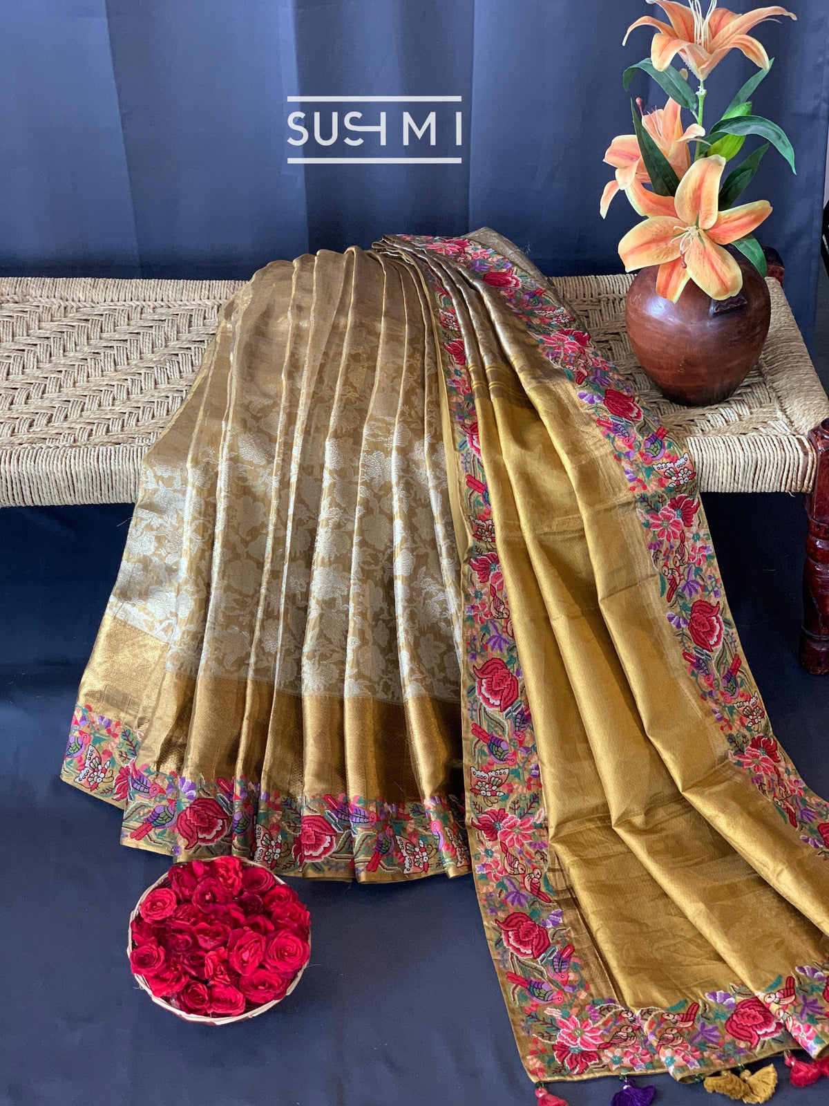 Molten Gold Kanjeevaram Tissue Sareewith petite point embroidery : S62F089