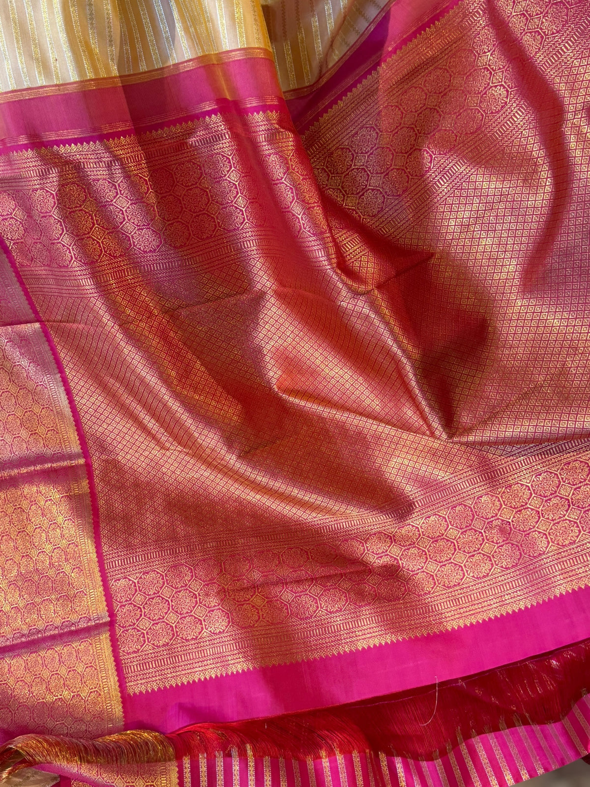 Beige  and Reddish Pink Combo kanchi  kuttu border saree with horizontal stripes