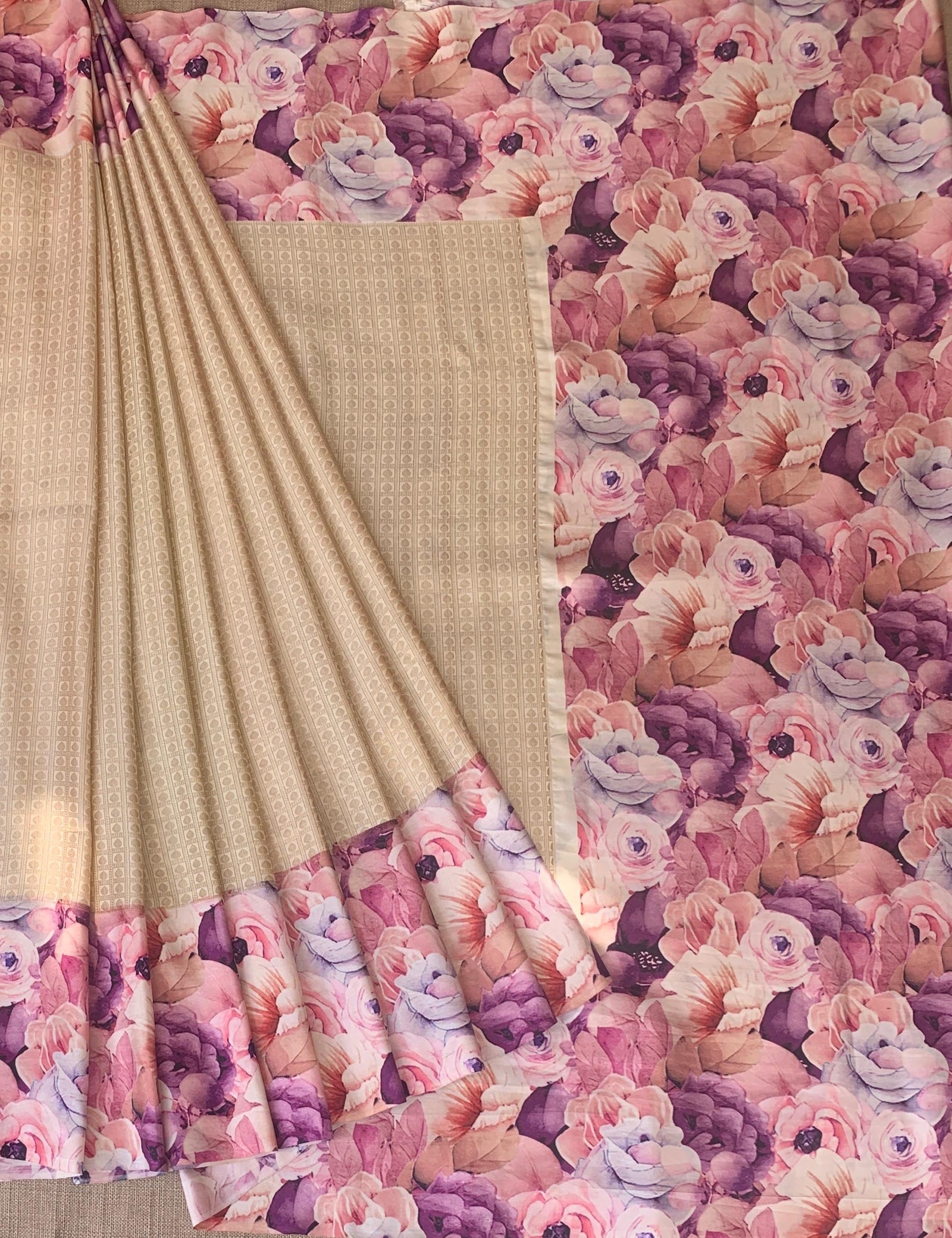 Ivory kanchi Brocade Saree with printed border