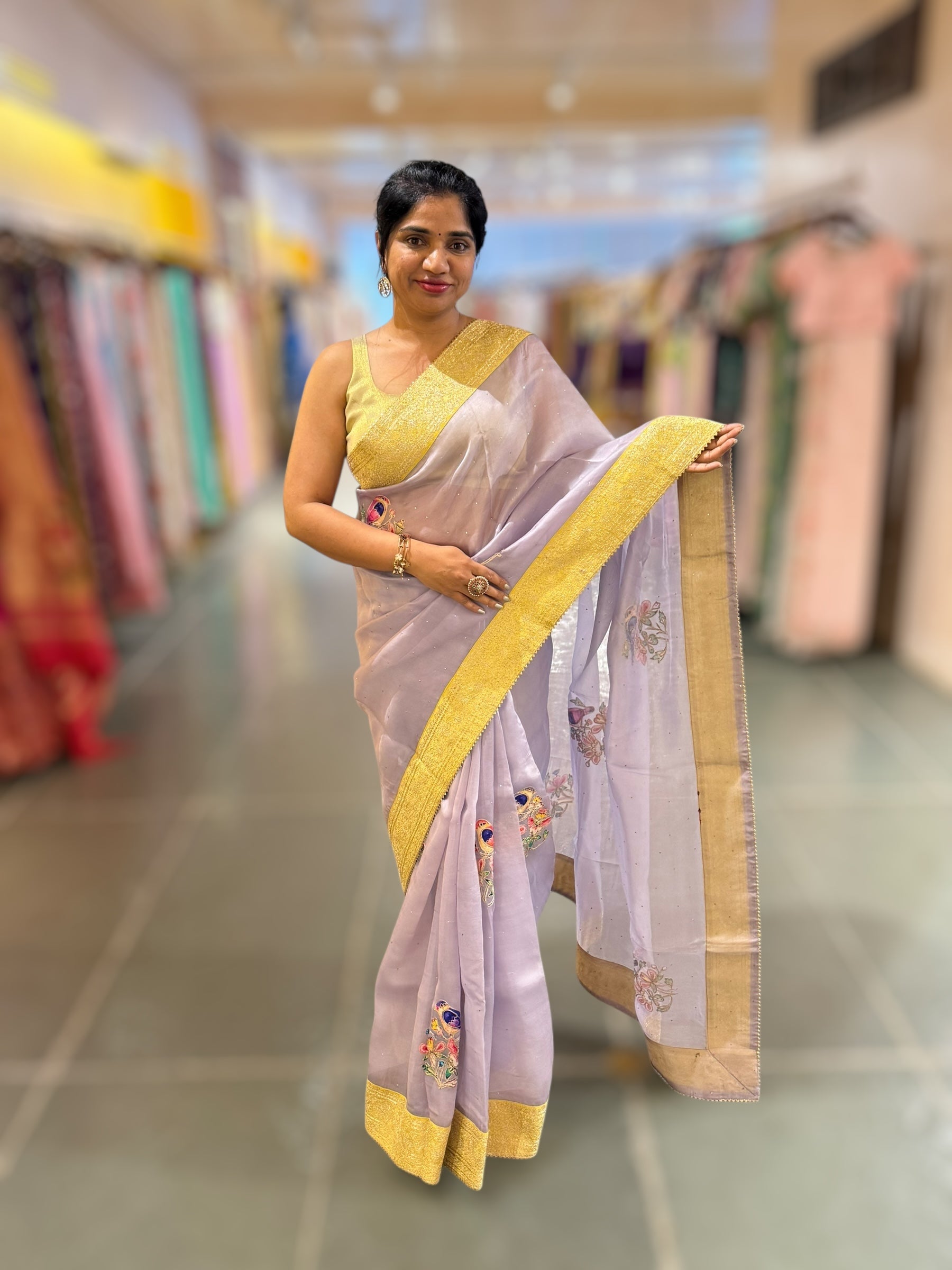 Lilac Pure Organza Saree with banarasi pitawork border and bird applique motifs allover the saree