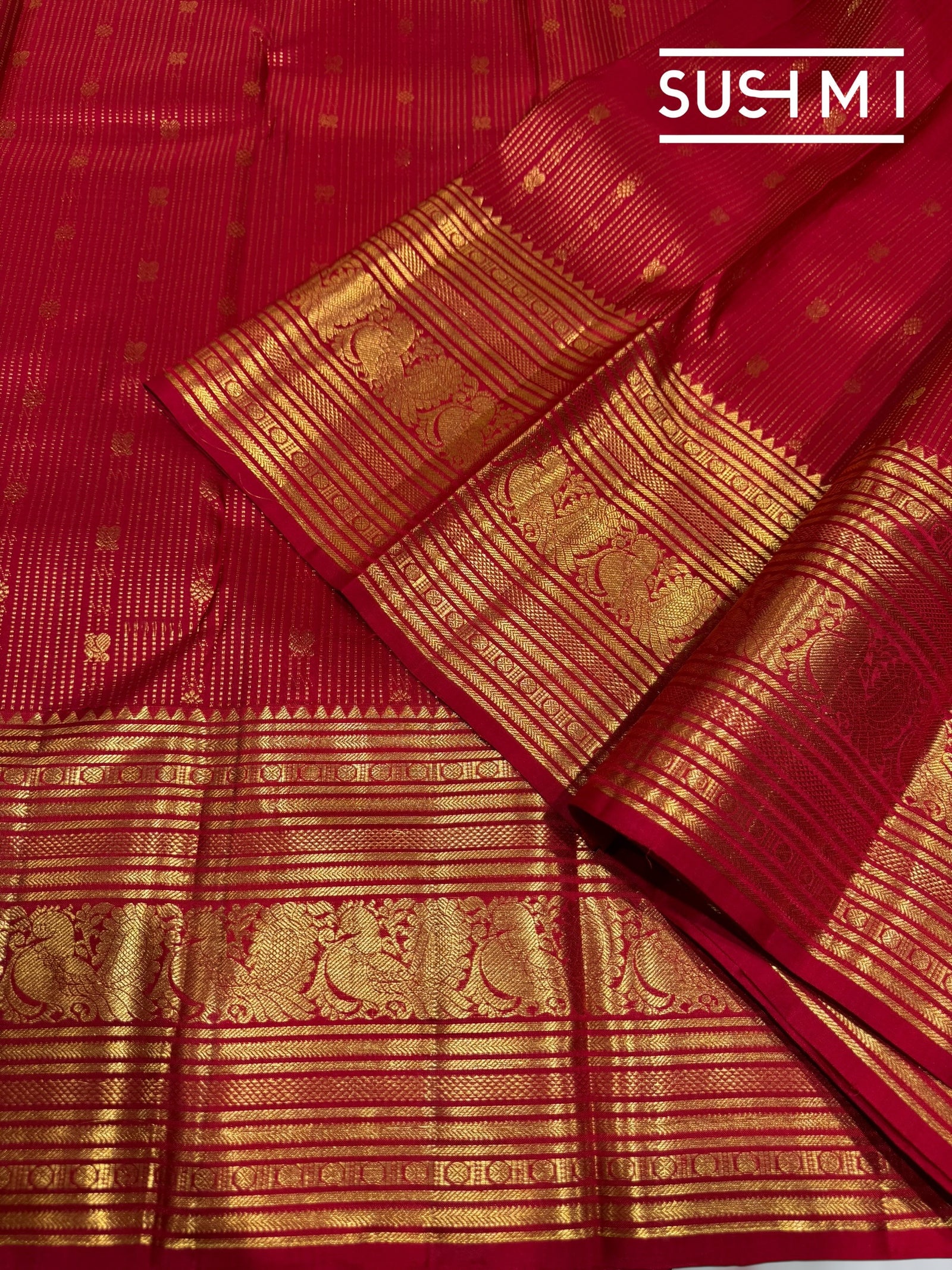 Red Stripes monotone look Vintage Kanjeevaram : S62F124