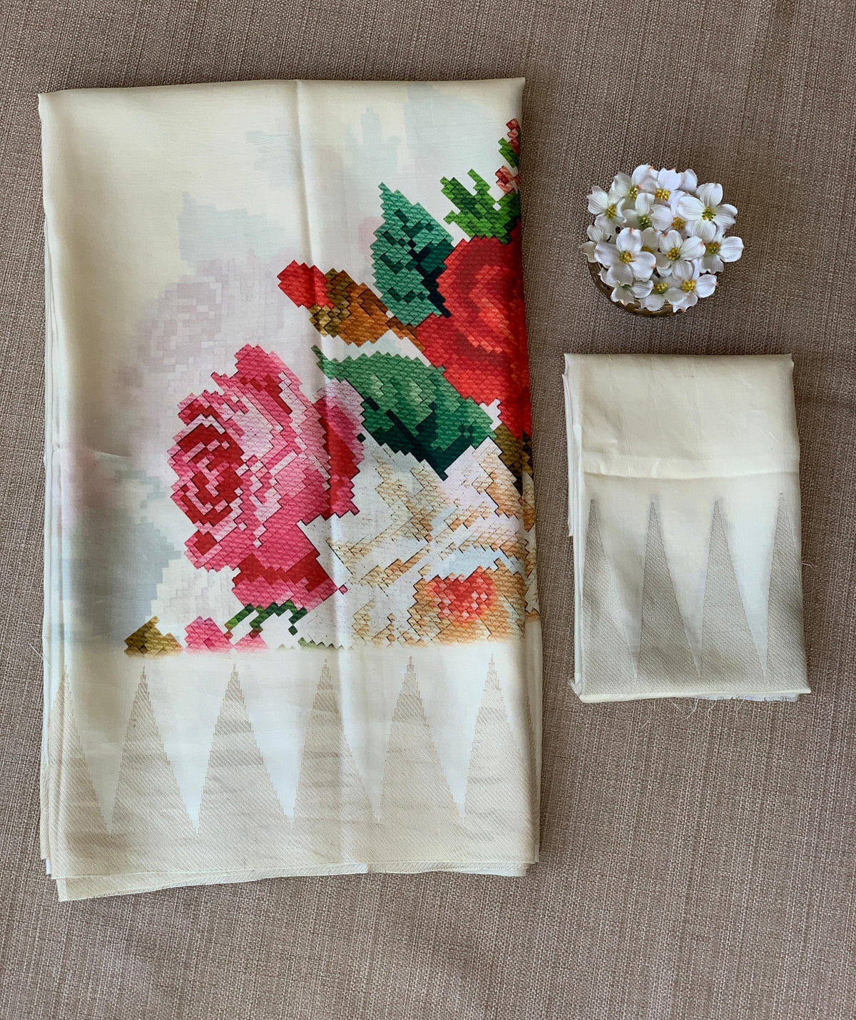 Half white Designer printed kanchi soft silk saree with temple border