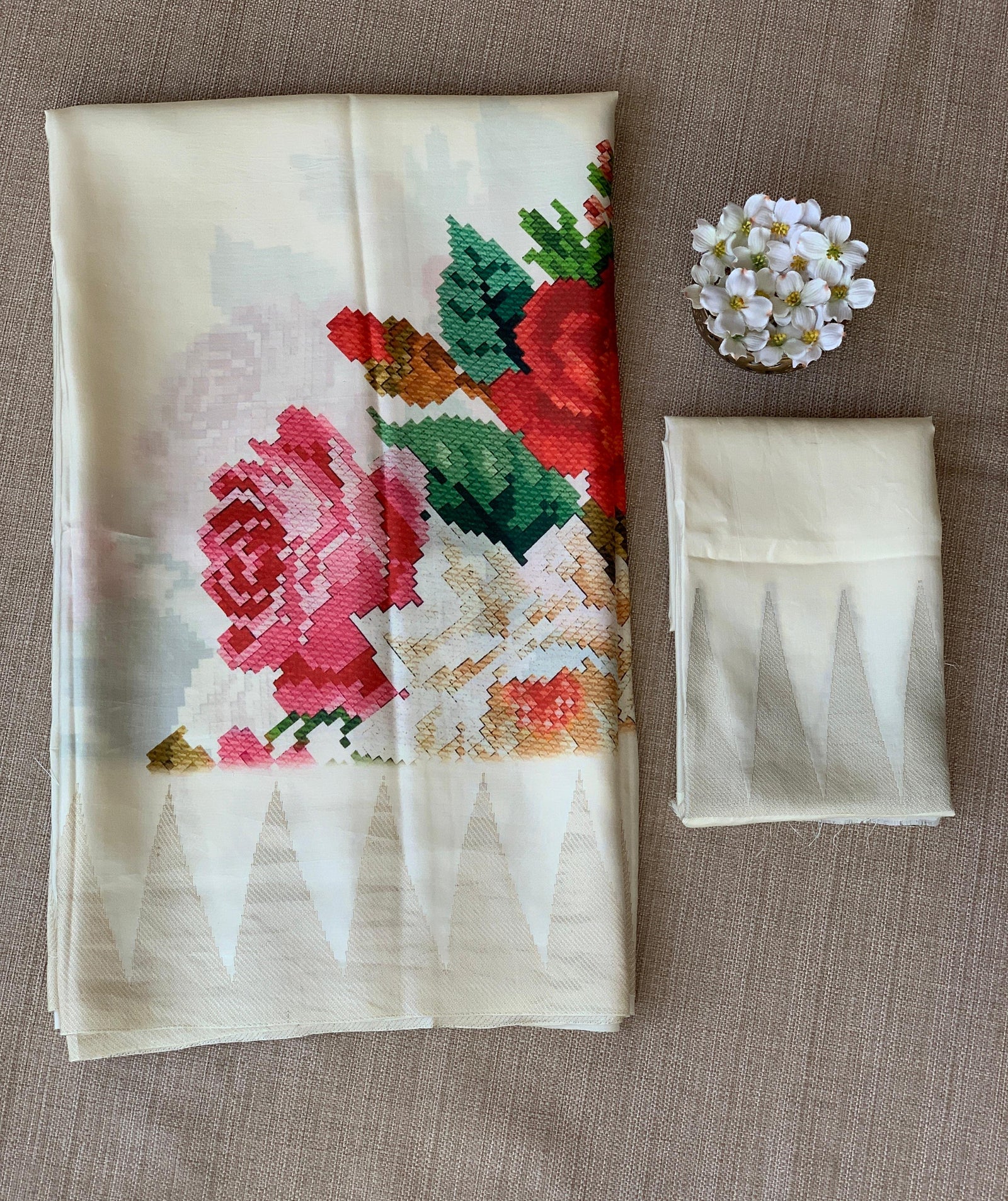 Half white Designer printed kanchi soft silk saree with temple border