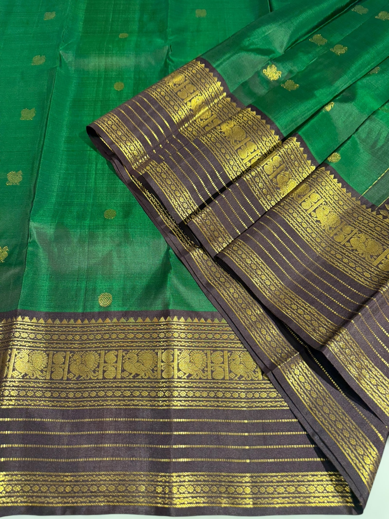 Emerald Green & Coffee Brown Combo Vaira Oosi Checks Kanjeevaram Saree