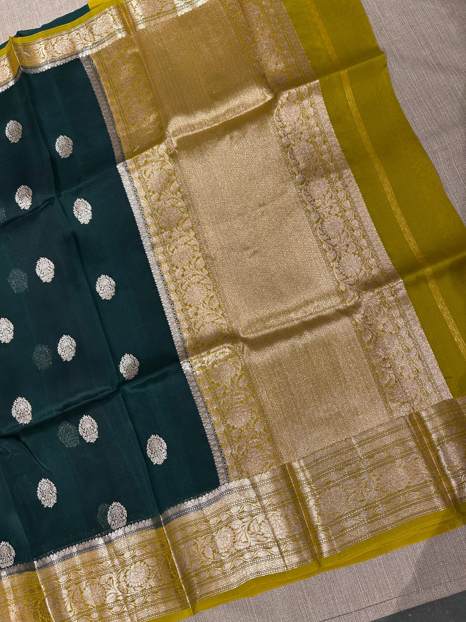 Bottle Green & Moong dal green combo Pure Handloom premium Kora Banarasi Saree