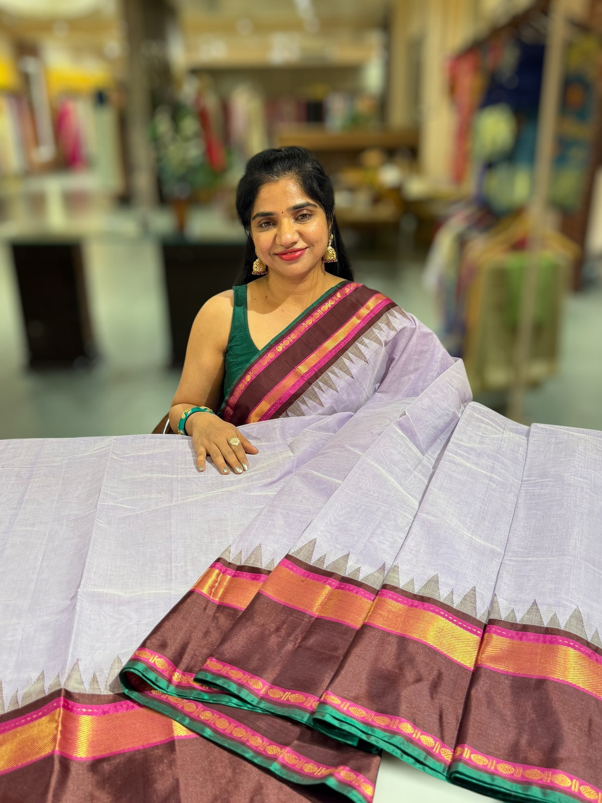 Ponduru Khadi Saree in 80’s Count with Kanchi Style borders