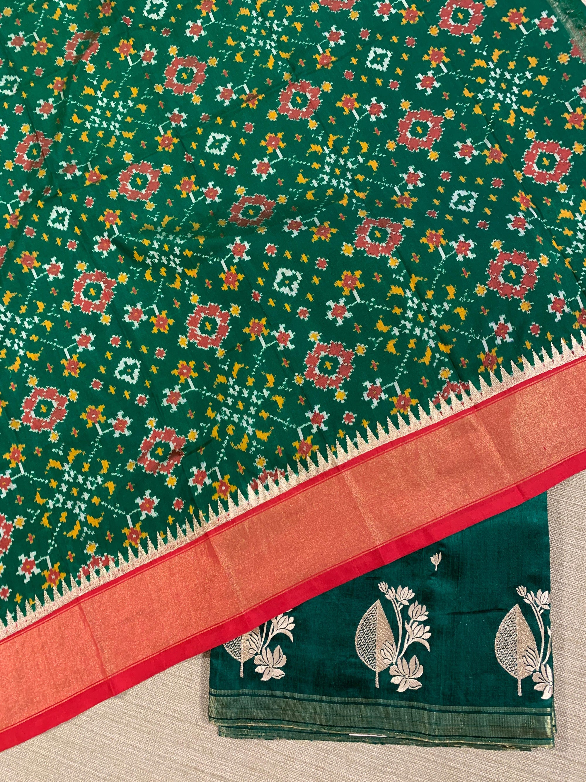 Bottle Green Pure Handloom Raw Silk Saree