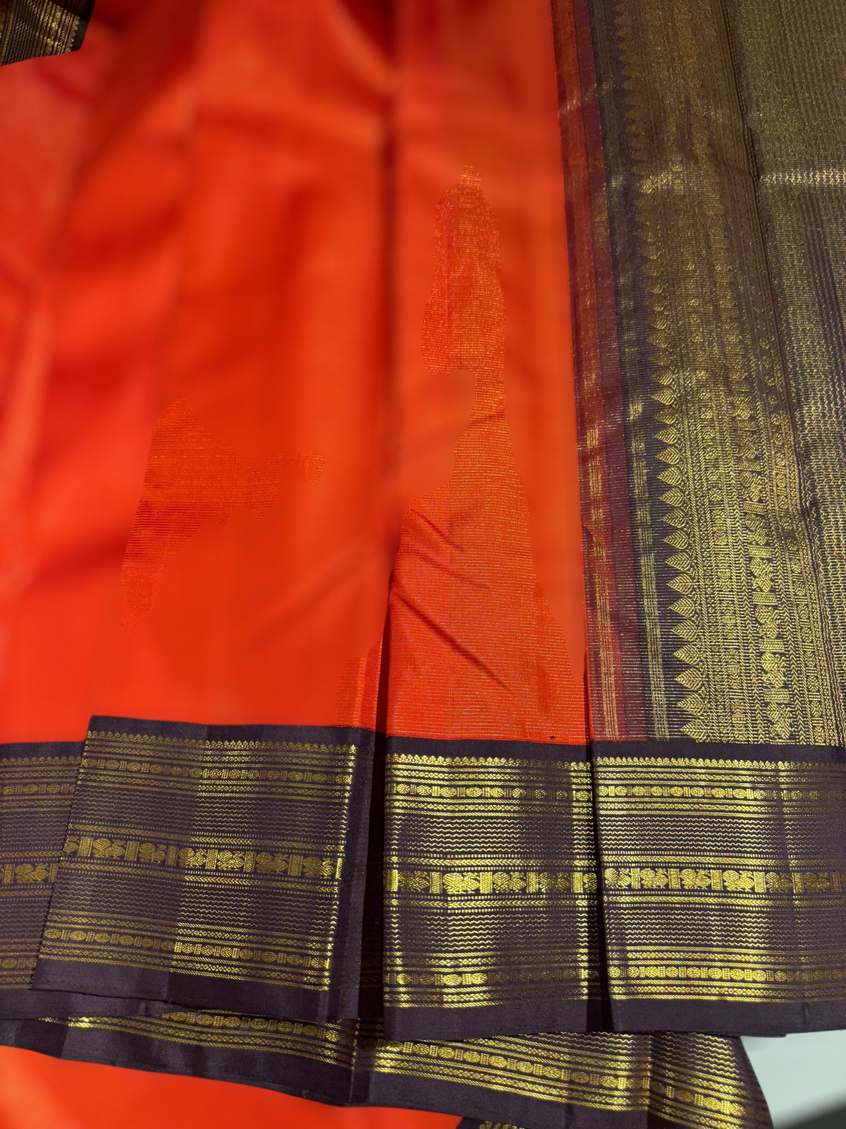 Orange & Dark Brown Combo Vaira Oosi Stripes Vintage Kanjeevaram Saree