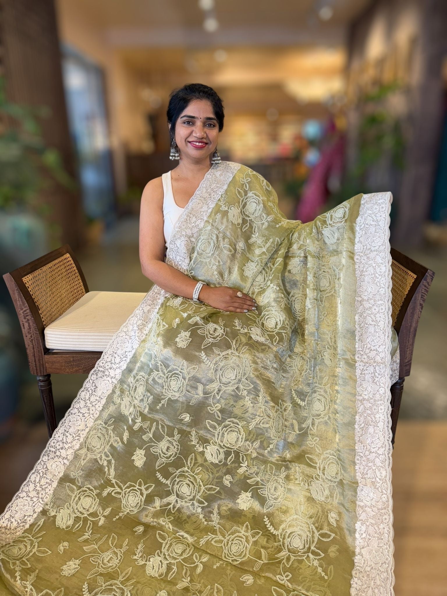 Pista PURE HANDLOOM TISSUE SAREE