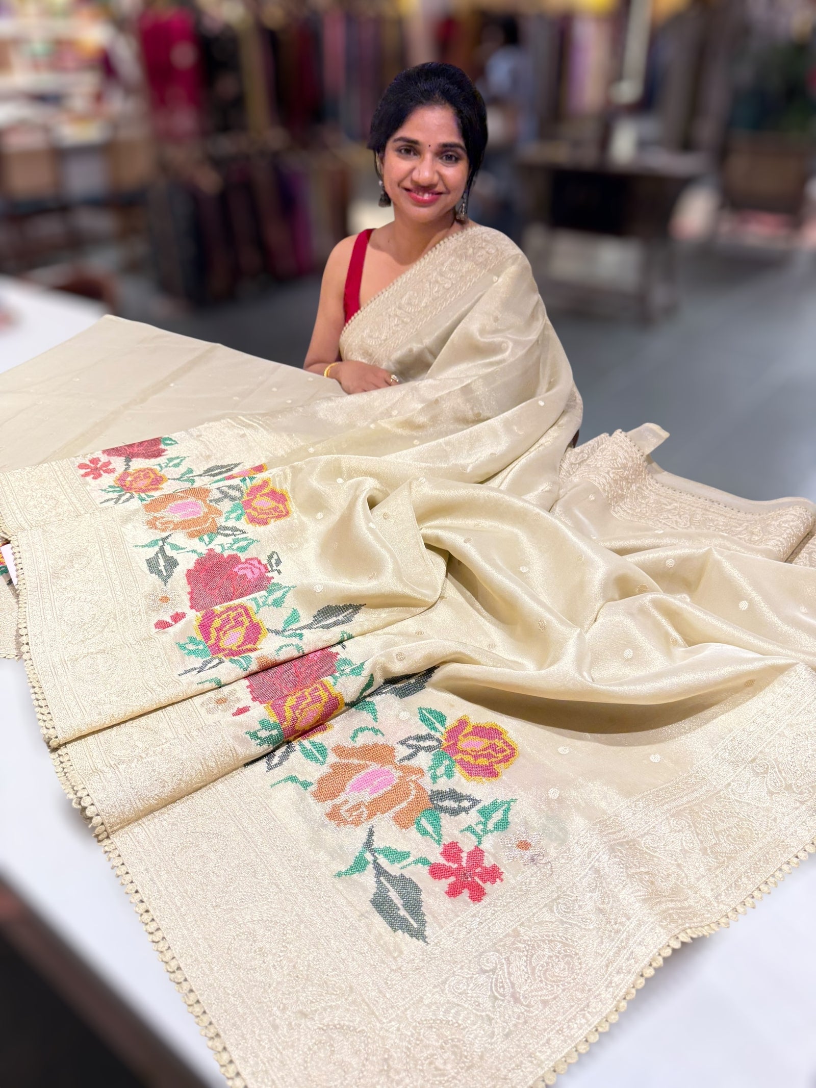 Dhaara : Ivory Tissue Gorgette Saree
