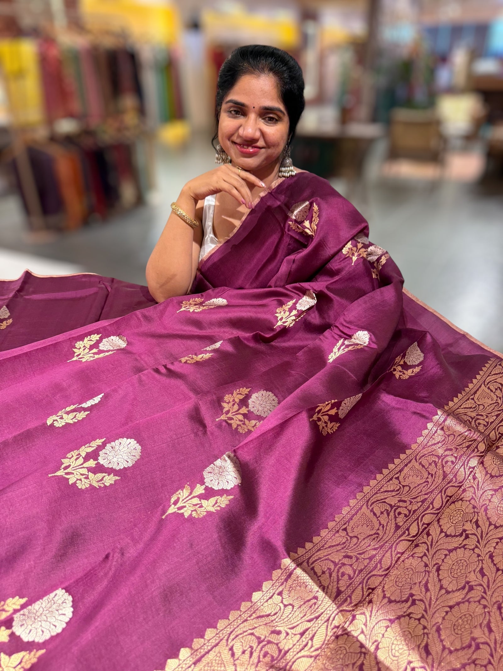 Wine Borderless Poona Silk Saree
