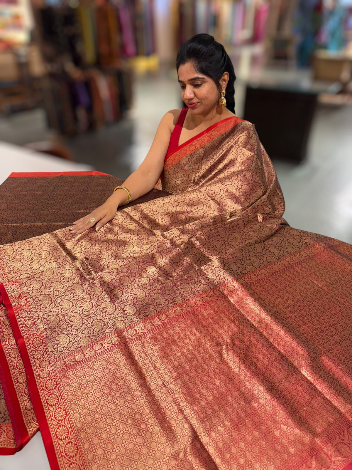 Banarasi katan Tonchoi weaving Saree with red mashru borders