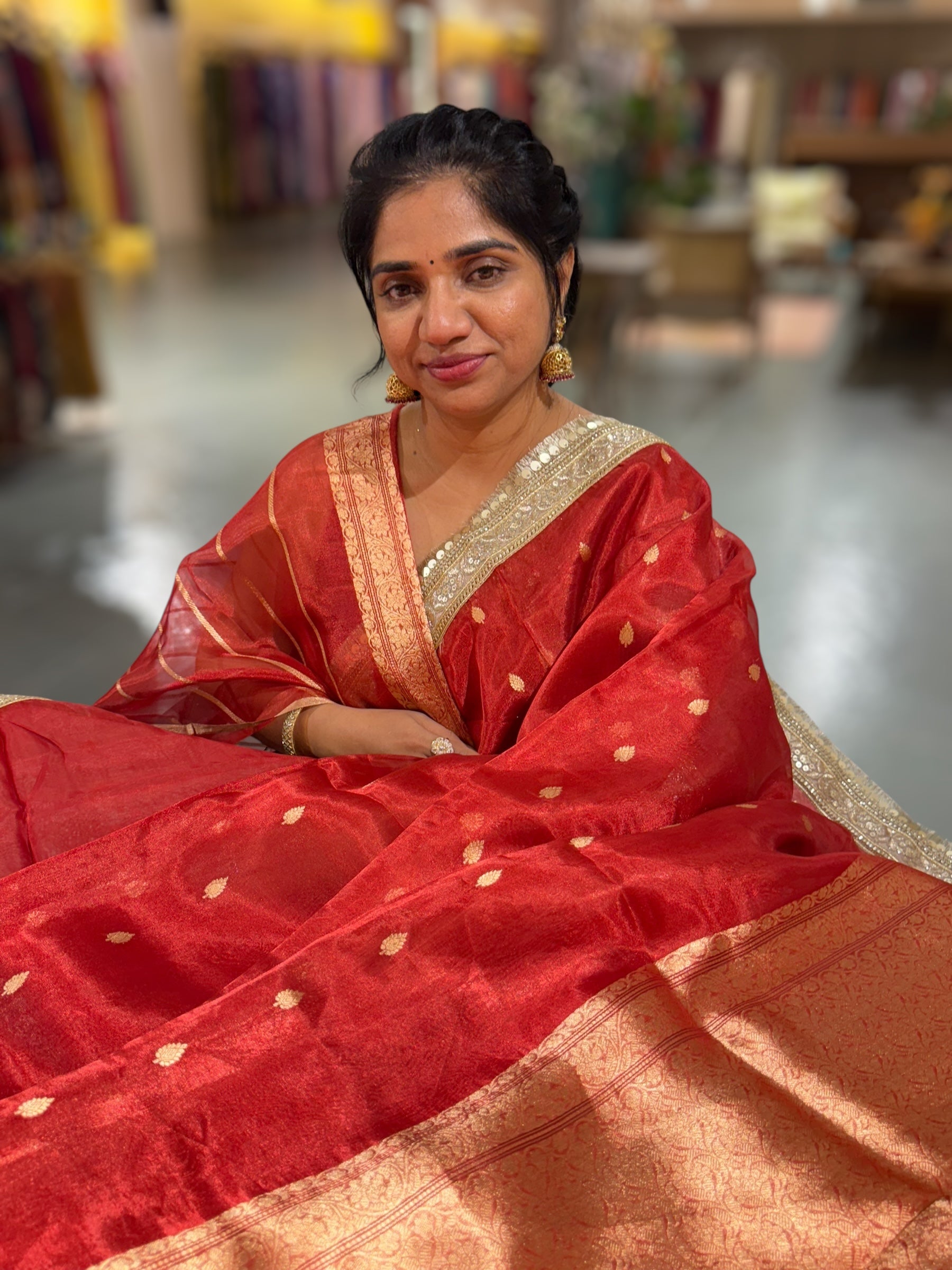 Red Pure handloom Banarasi Tissue saree